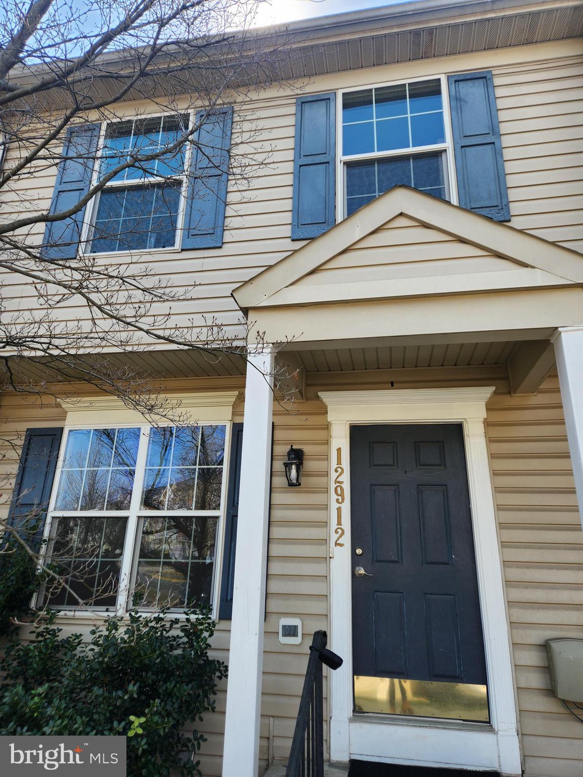 BACK ON THE MARKET, HUGE PRICE REDUCTION,  AS IS SALE. Beautiful nice size 3 bedrooms, 3 full bathrooms with a walk out  basement in Germantown. Close to everything and ready for immediate move in.
Has a half bath in the living room area for your convenience. schedule a showing today, you will not be disappointed. This will not last long HURRY.