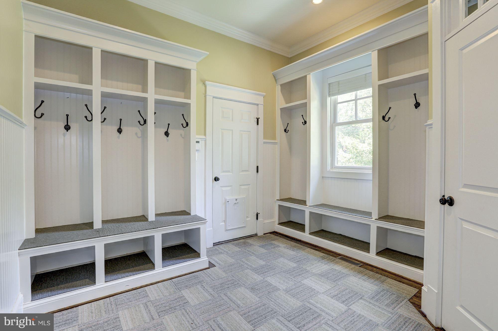 WESTBRIAR COUNTRY CLUB MANOR - Residential