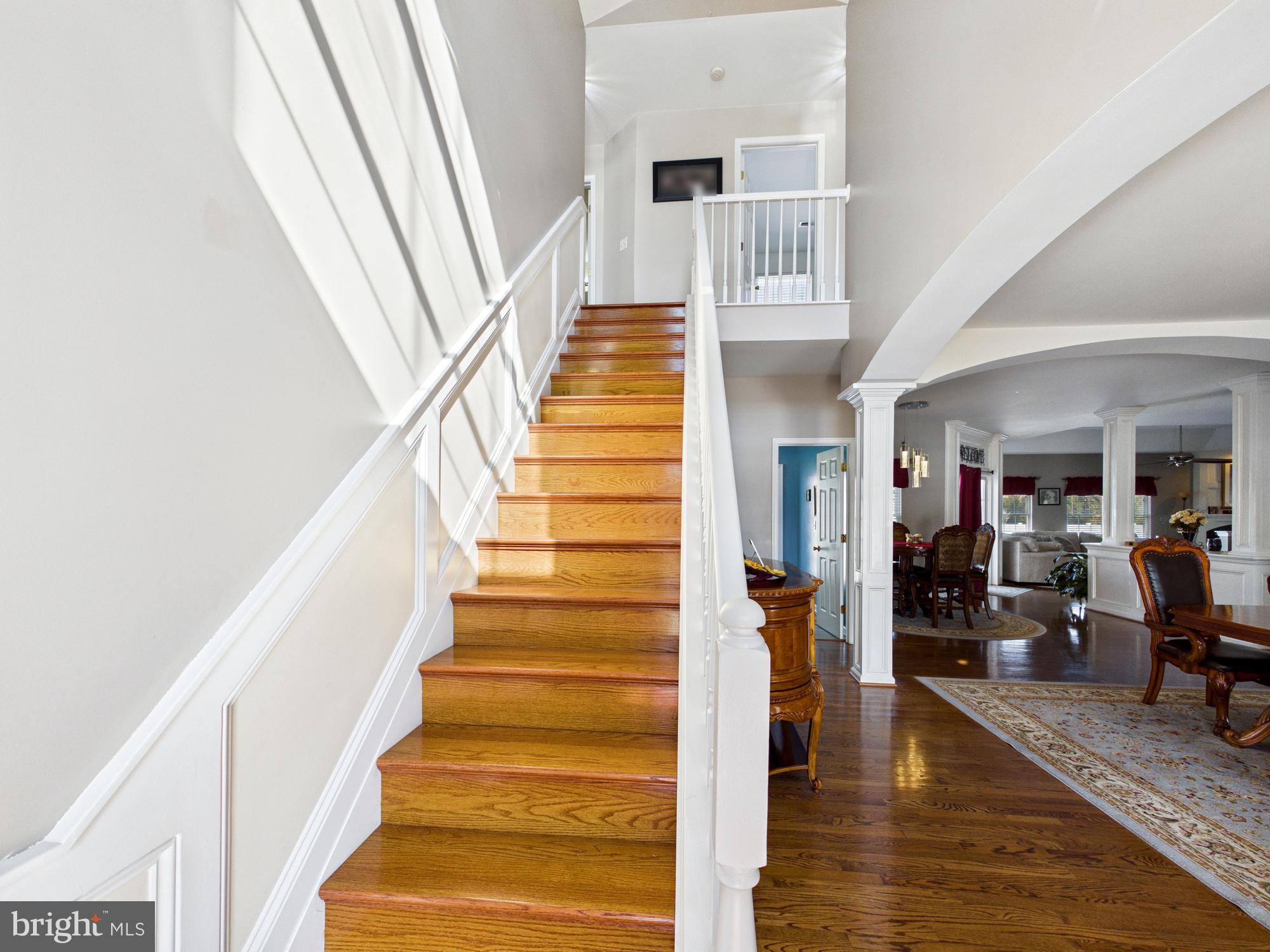 KNOLLAC ACRES - Residential