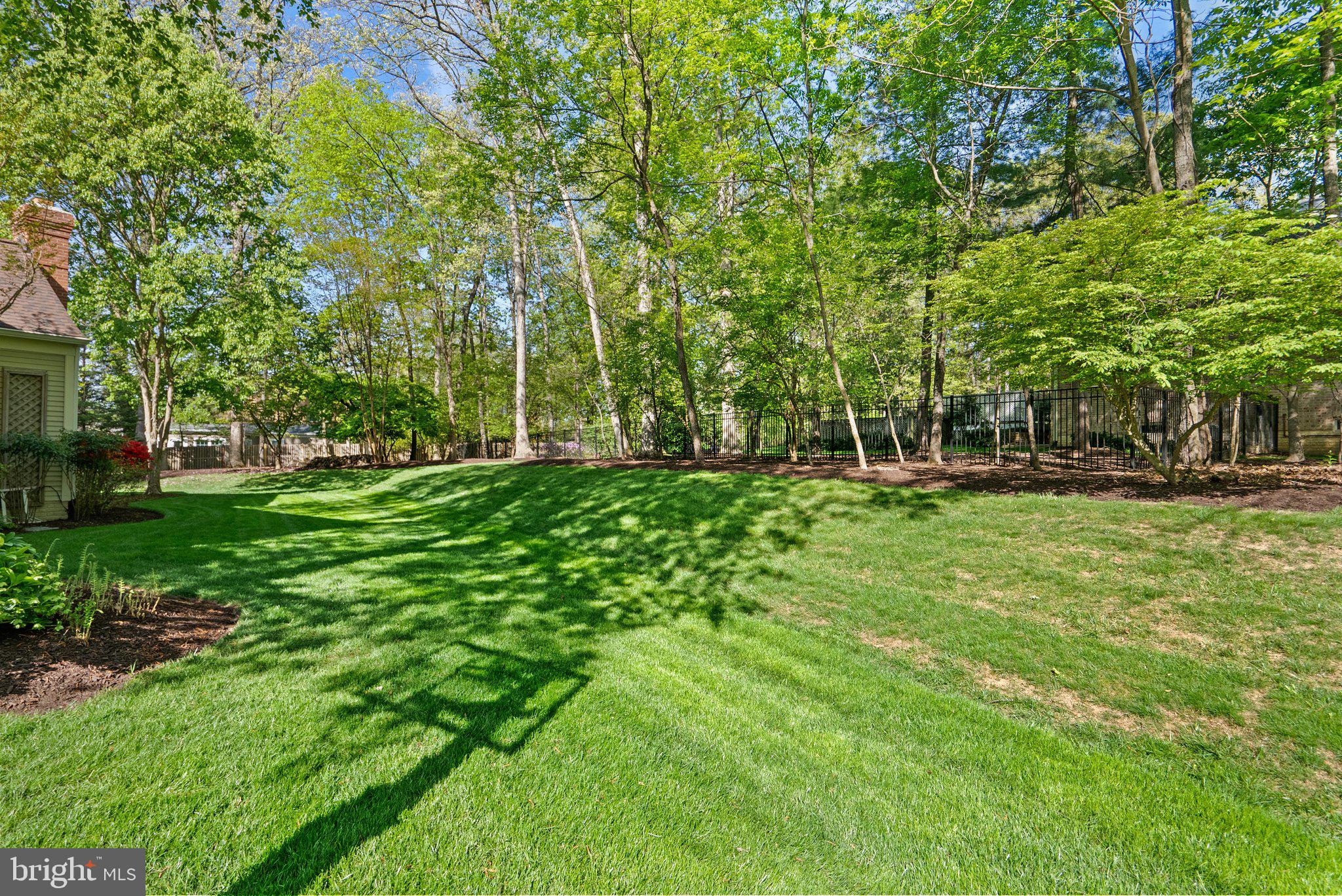 GLEN HILLS - Residential