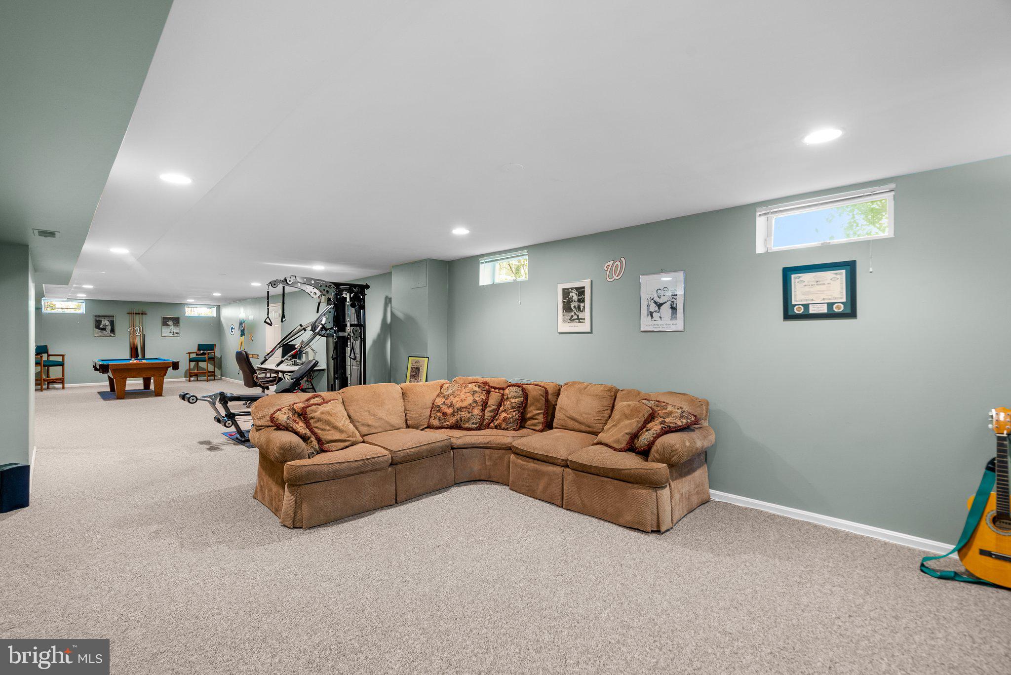 GLEN HILLS - Residential