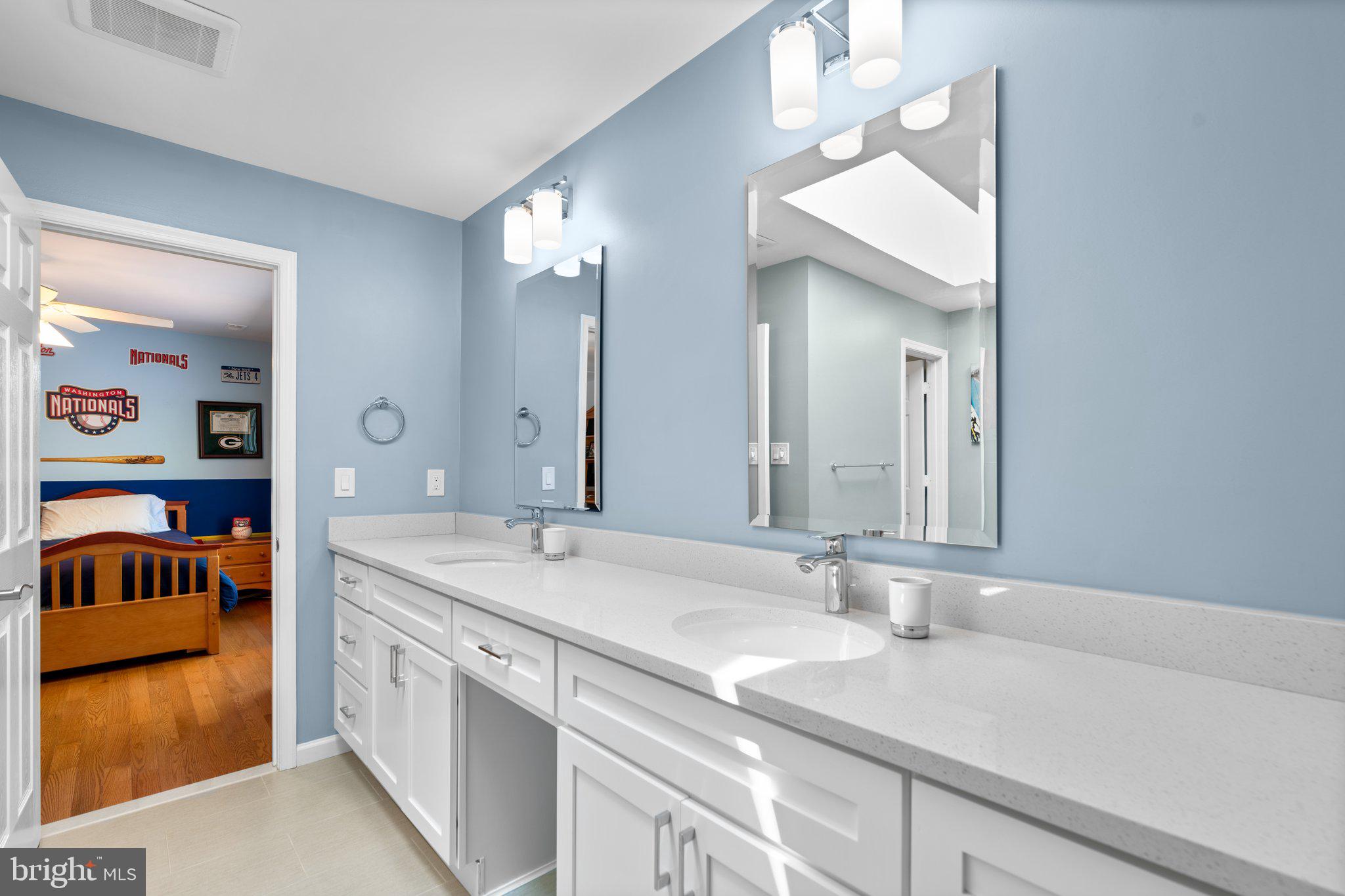 GLEN HILLS - Residential