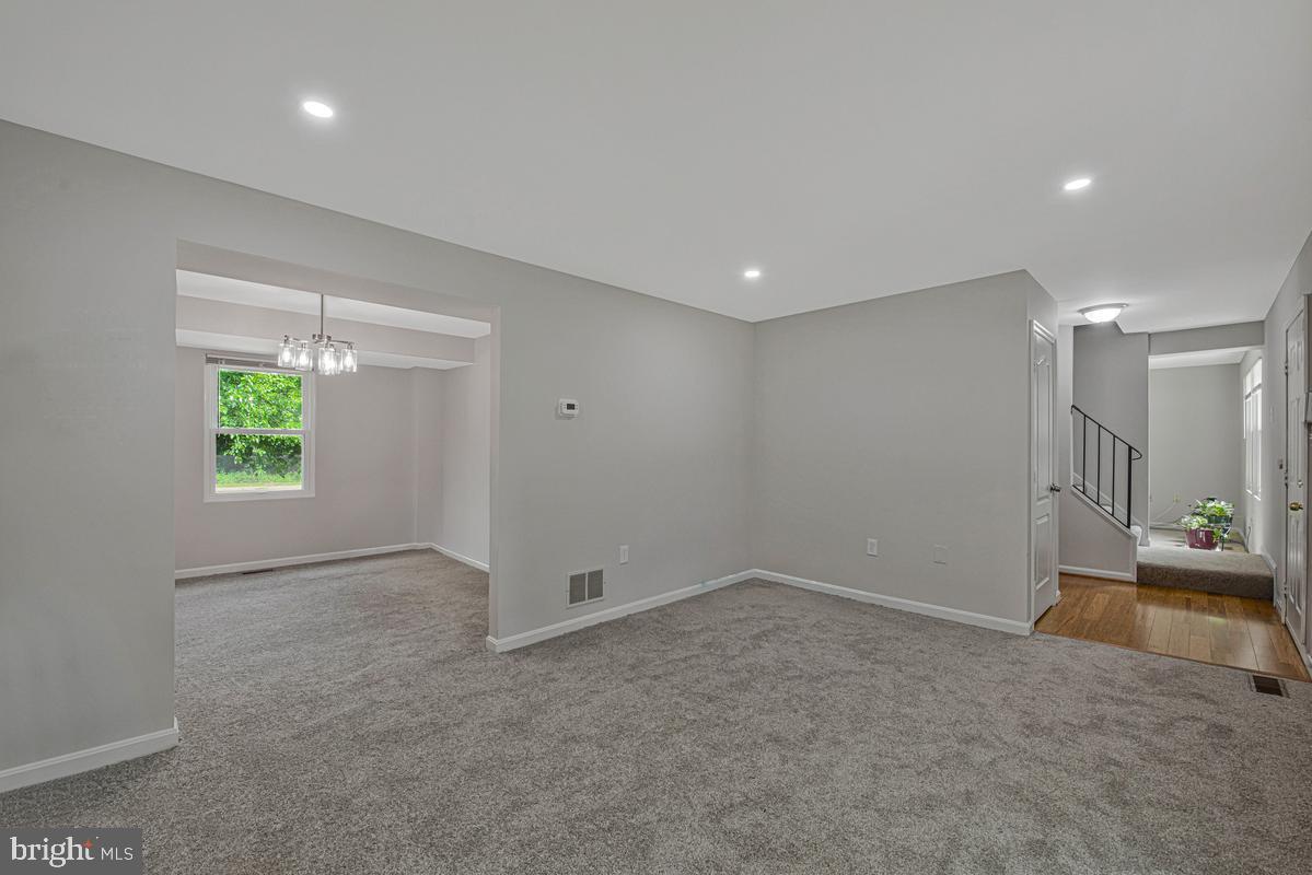 CROSIER GARDENS - Residential
