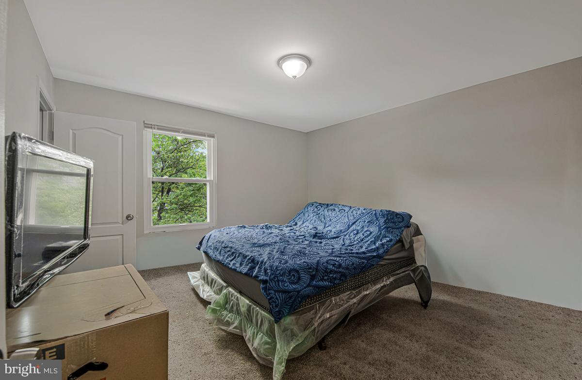 CROSIER GARDENS - Residential
