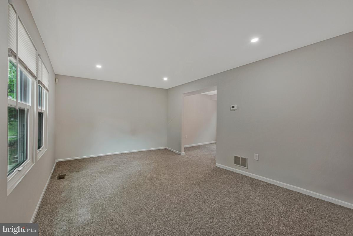 CROSIER GARDENS - Residential