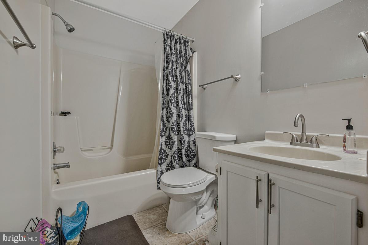 CROSIER GARDENS - Residential