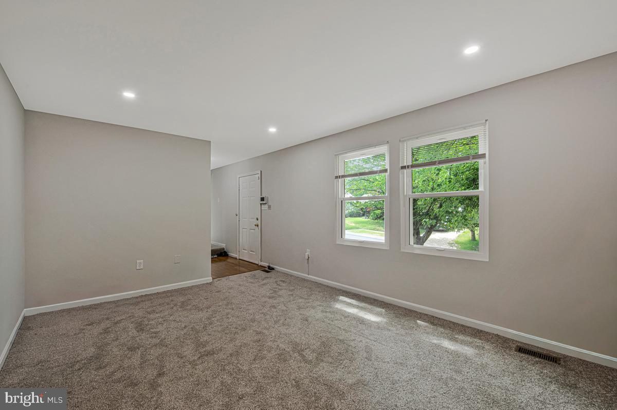 CROSIER GARDENS - Residential