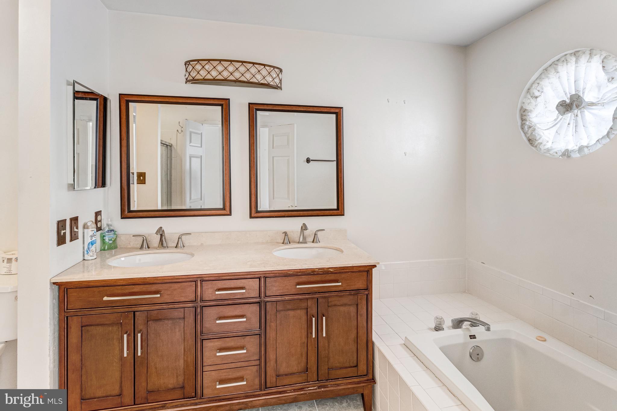 SOUTHLAKE AT MONTCLAIR - Residential