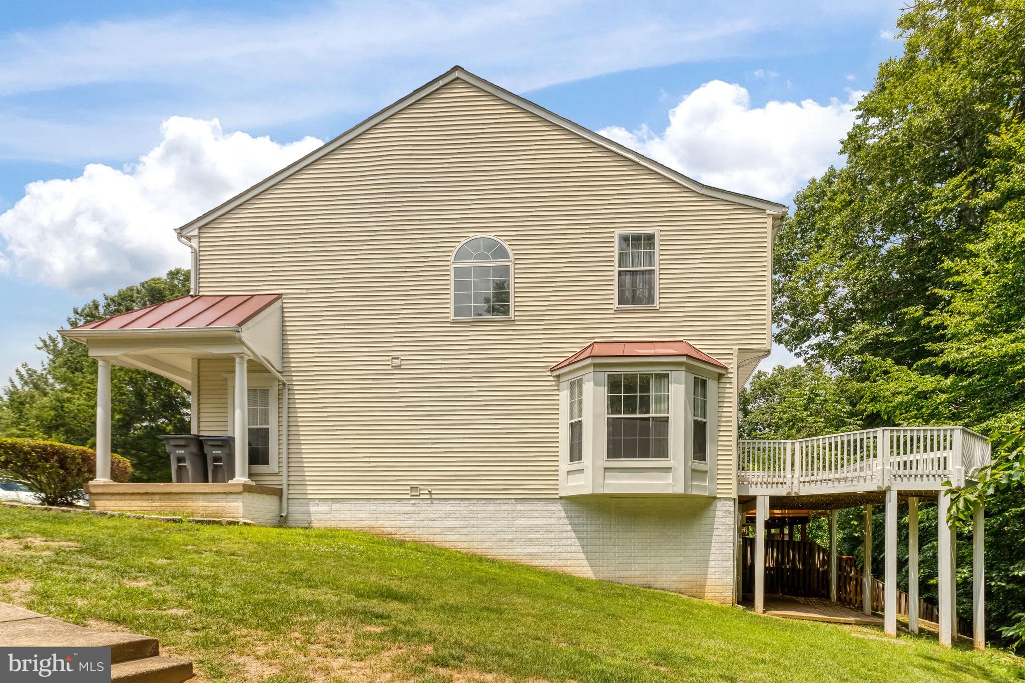 SOUTHLAKE AT MONTCLAIR - Residential