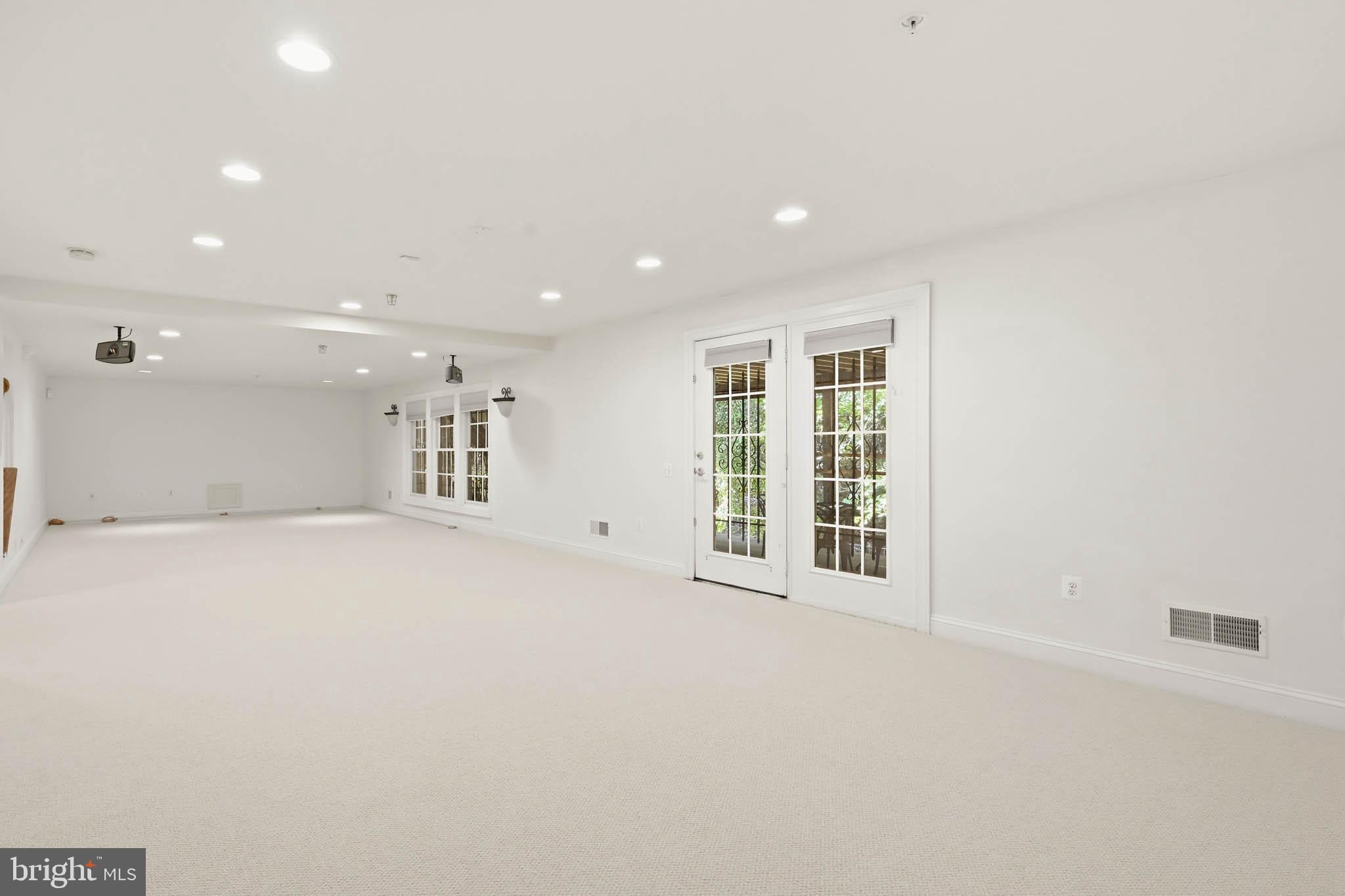 FALLSGROVE - Residential