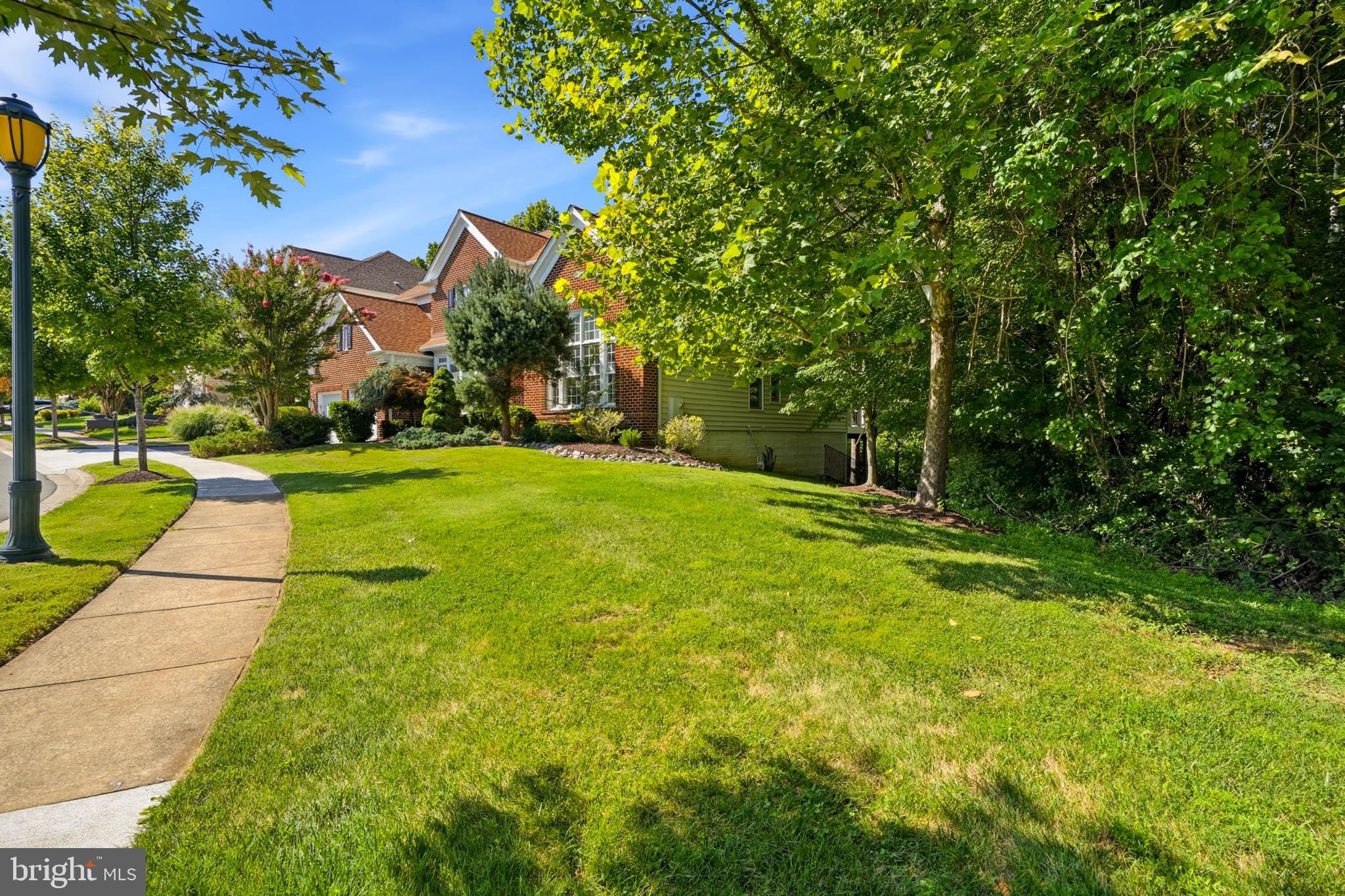 FALLSGROVE - Residential