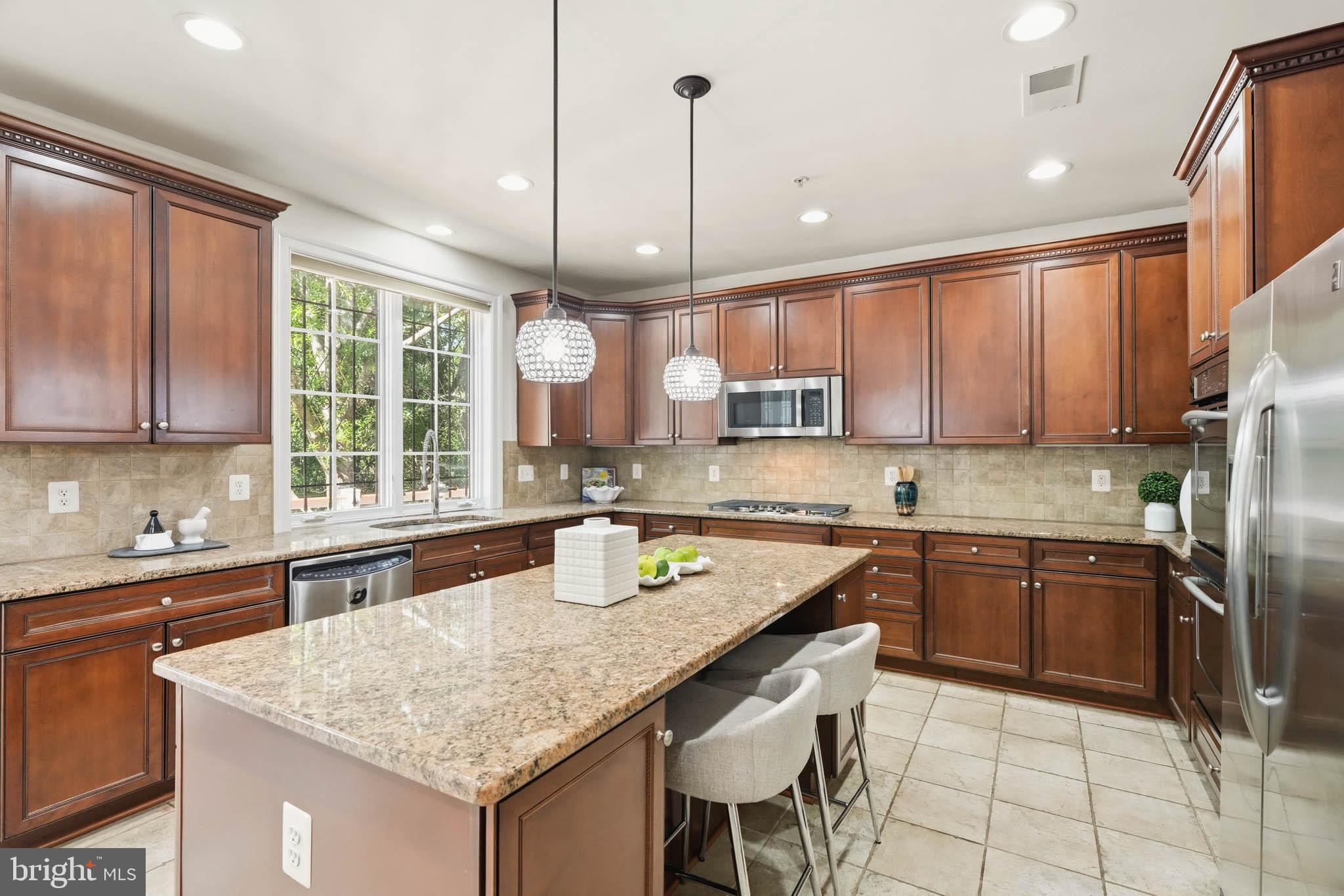 FALLSGROVE - Residential