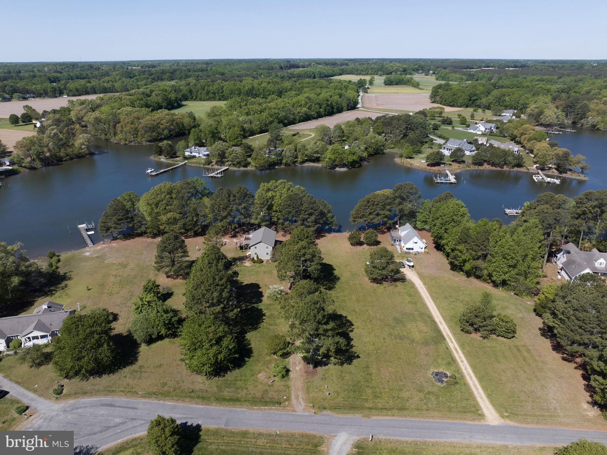 LAGRANGE ESTATES - Residential