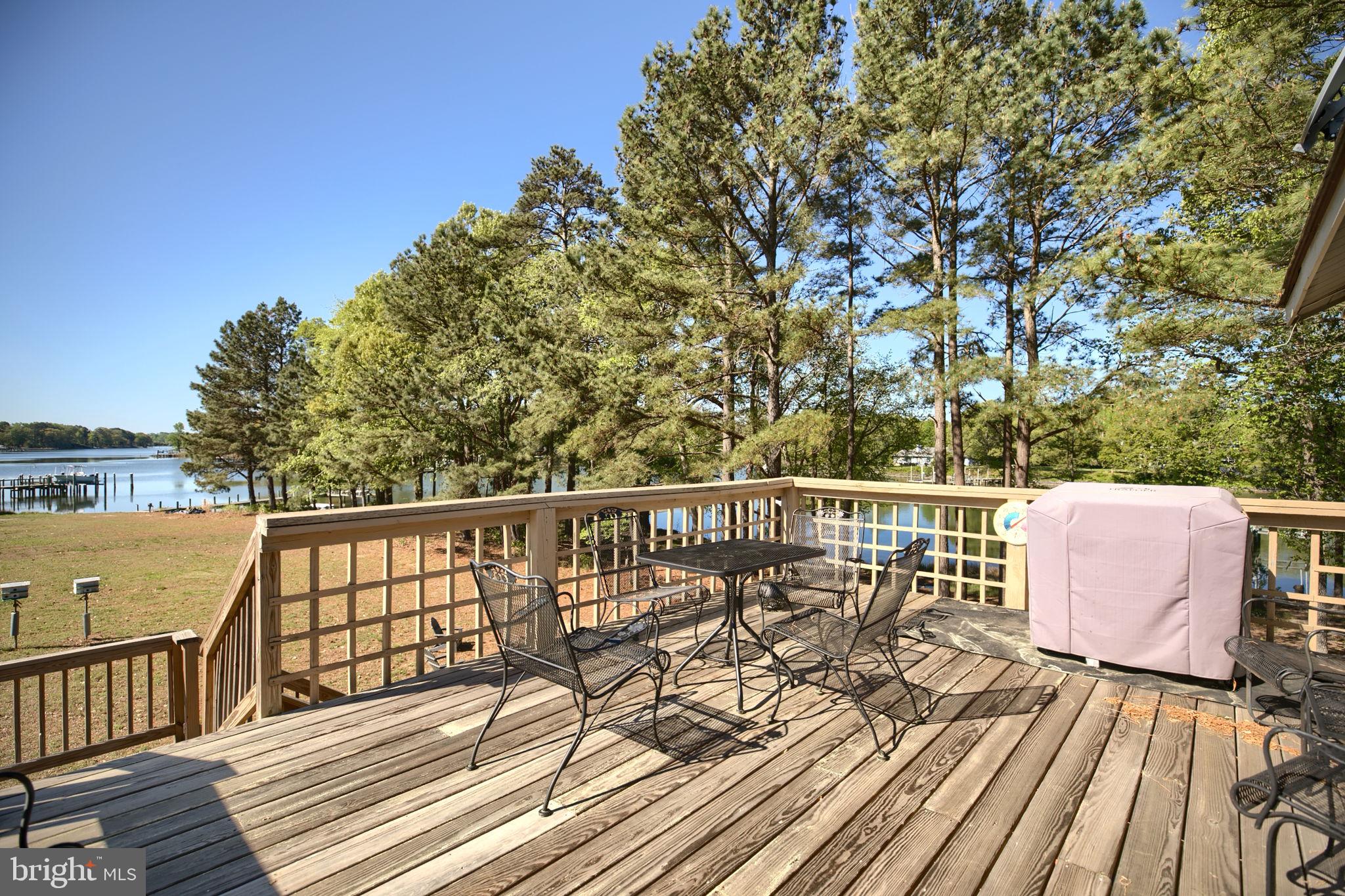 LAGRANGE ESTATES - Residential