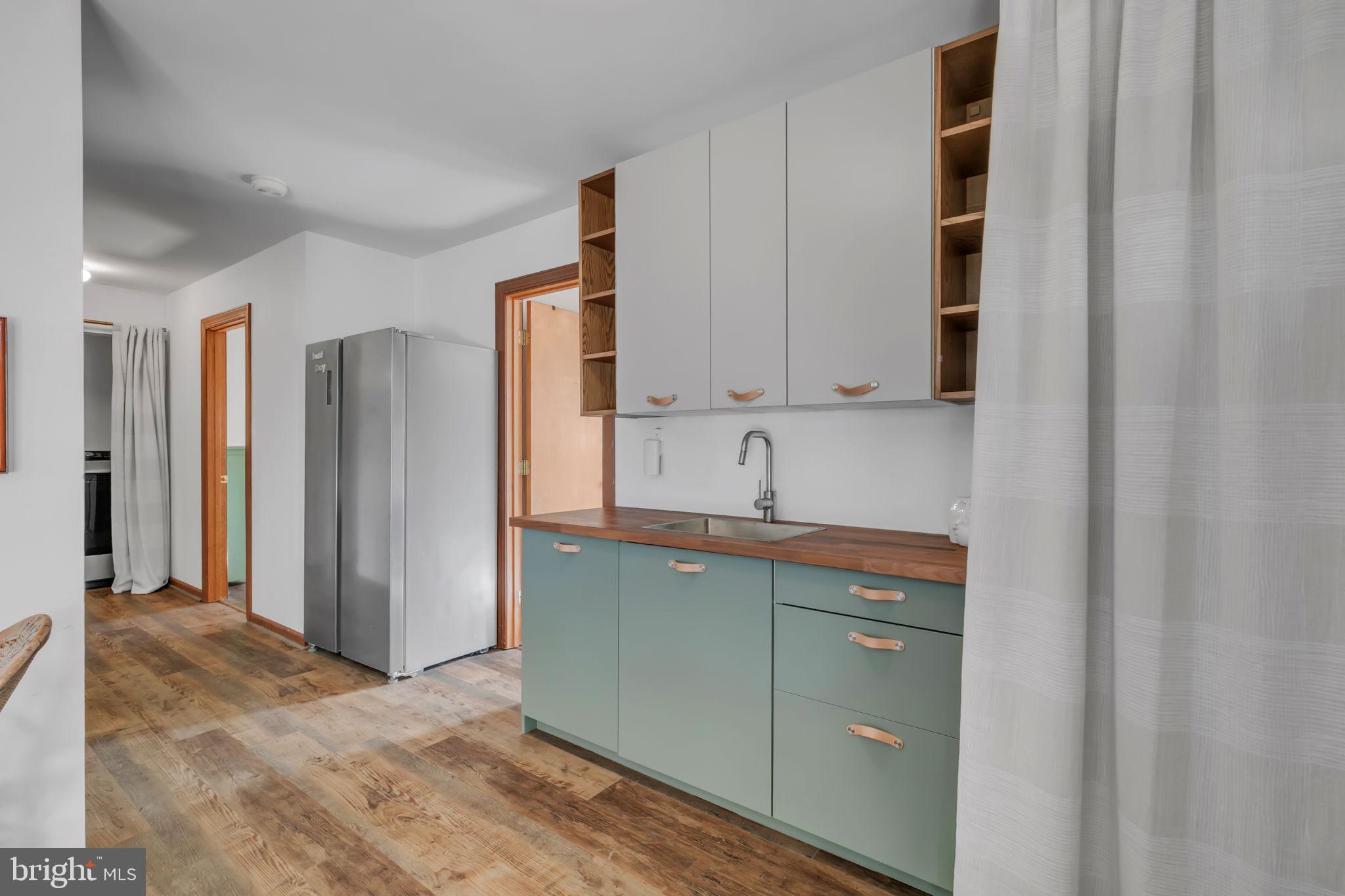 LAGRANGE ESTATES - Residential