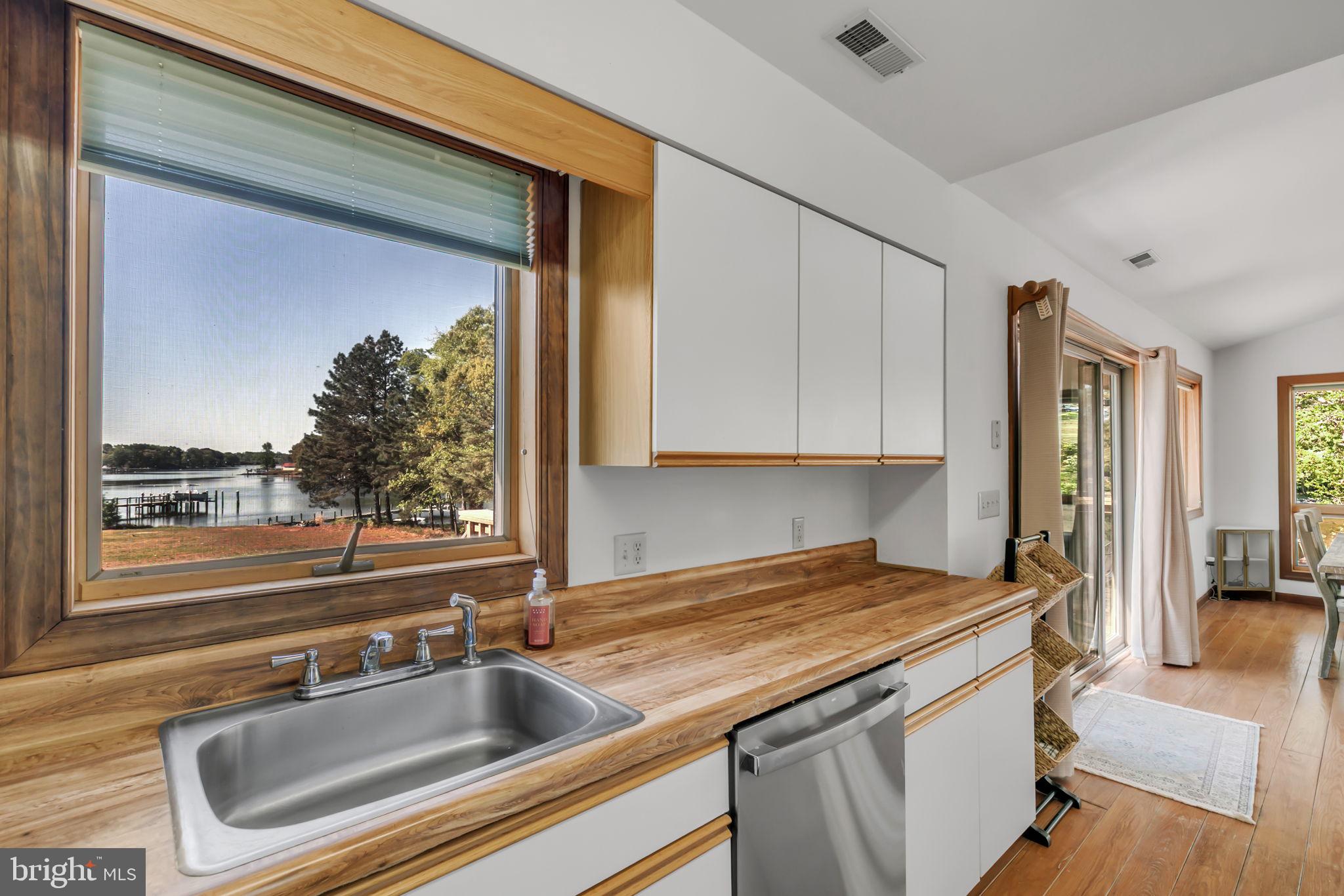 LAGRANGE ESTATES - Residential