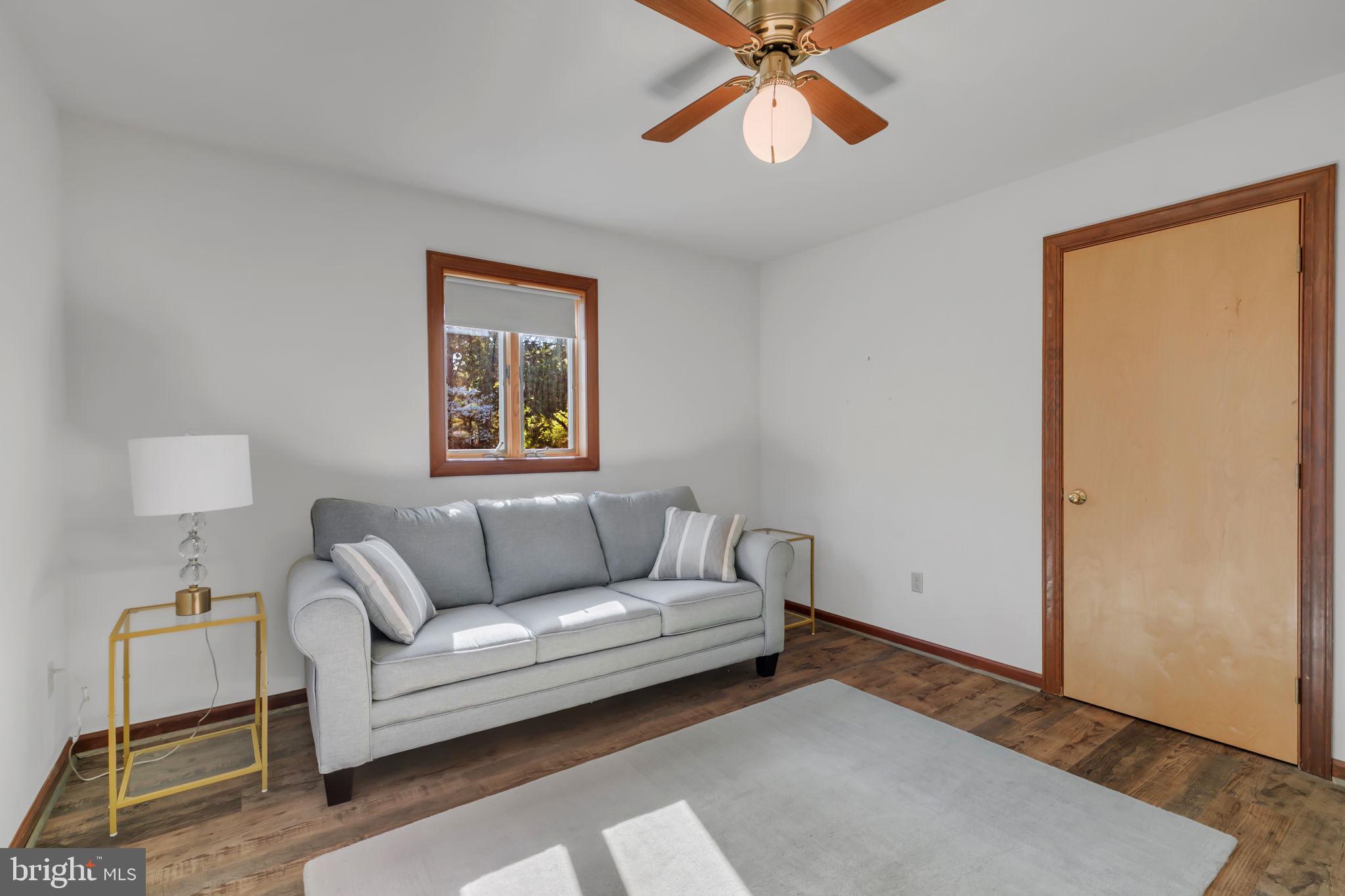 LAGRANGE ESTATES - Residential