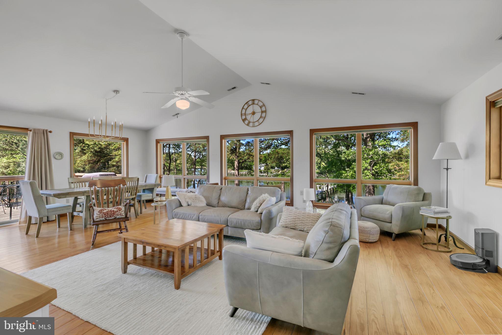 LAGRANGE ESTATES - Residential