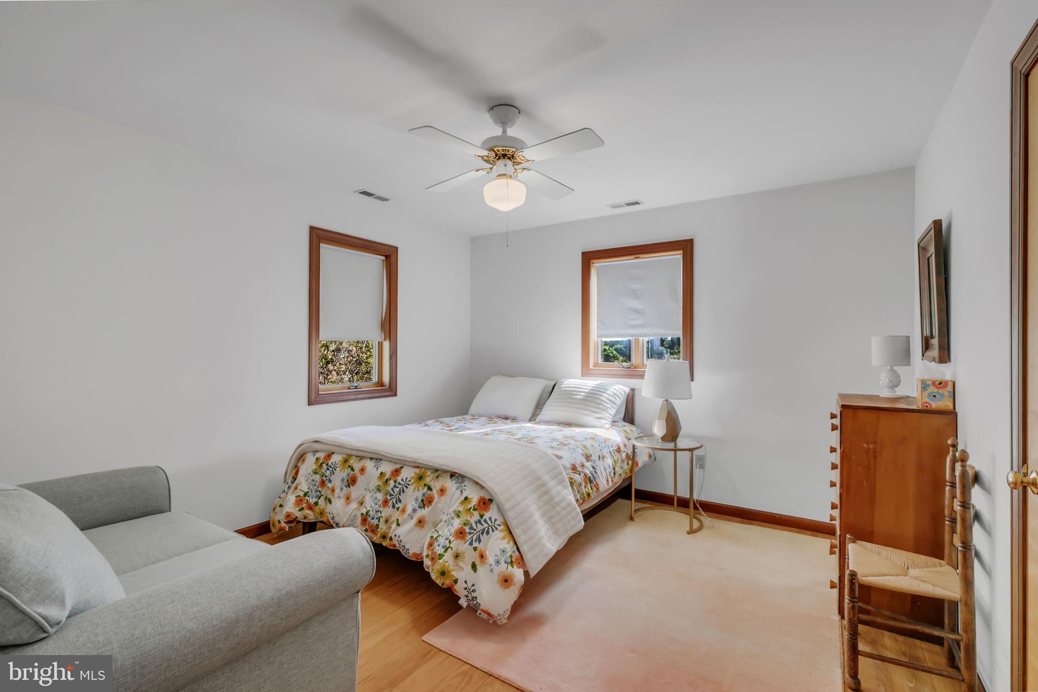 LAGRANGE ESTATES - Residential