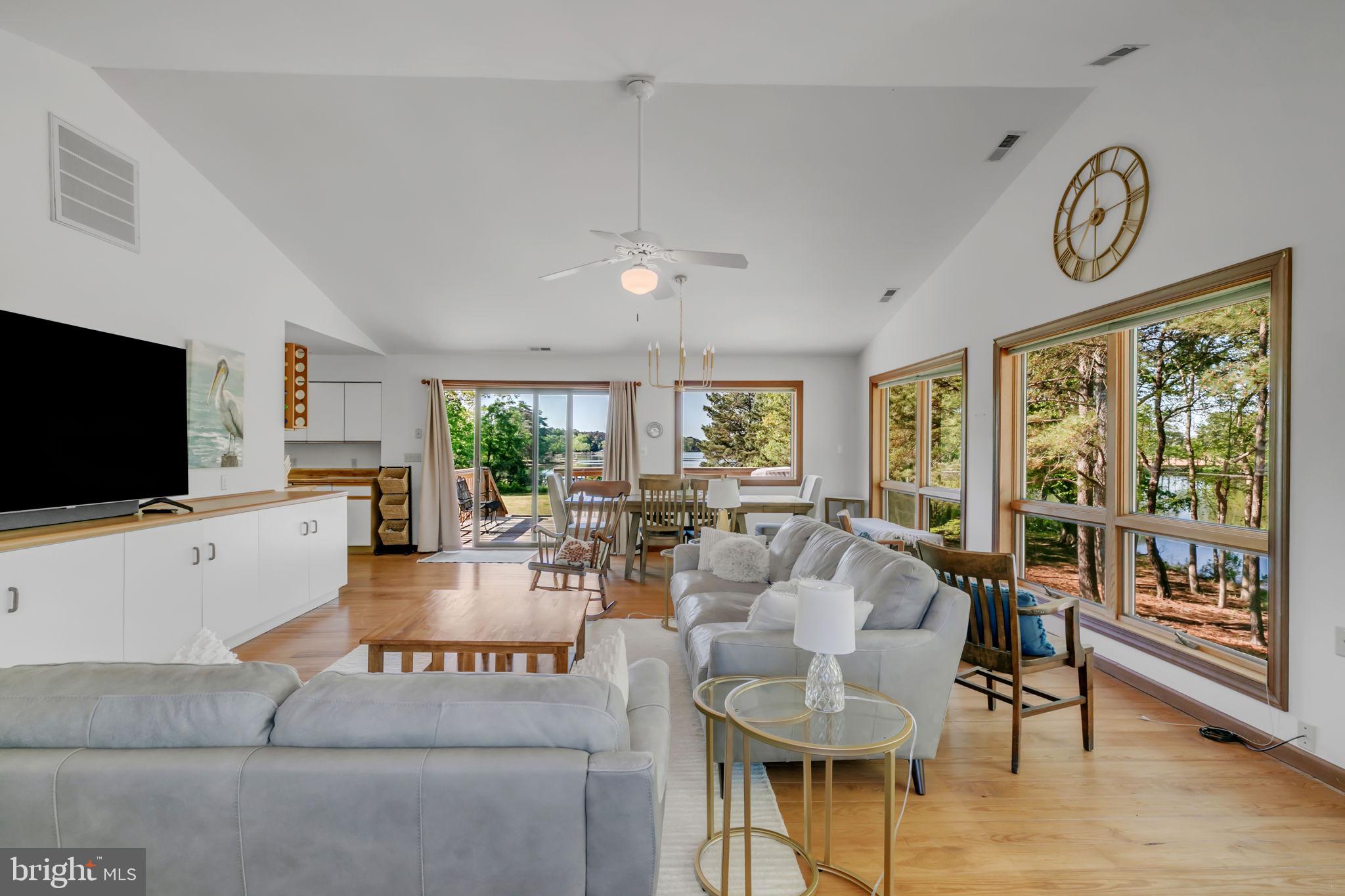 LAGRANGE ESTATES - Residential
