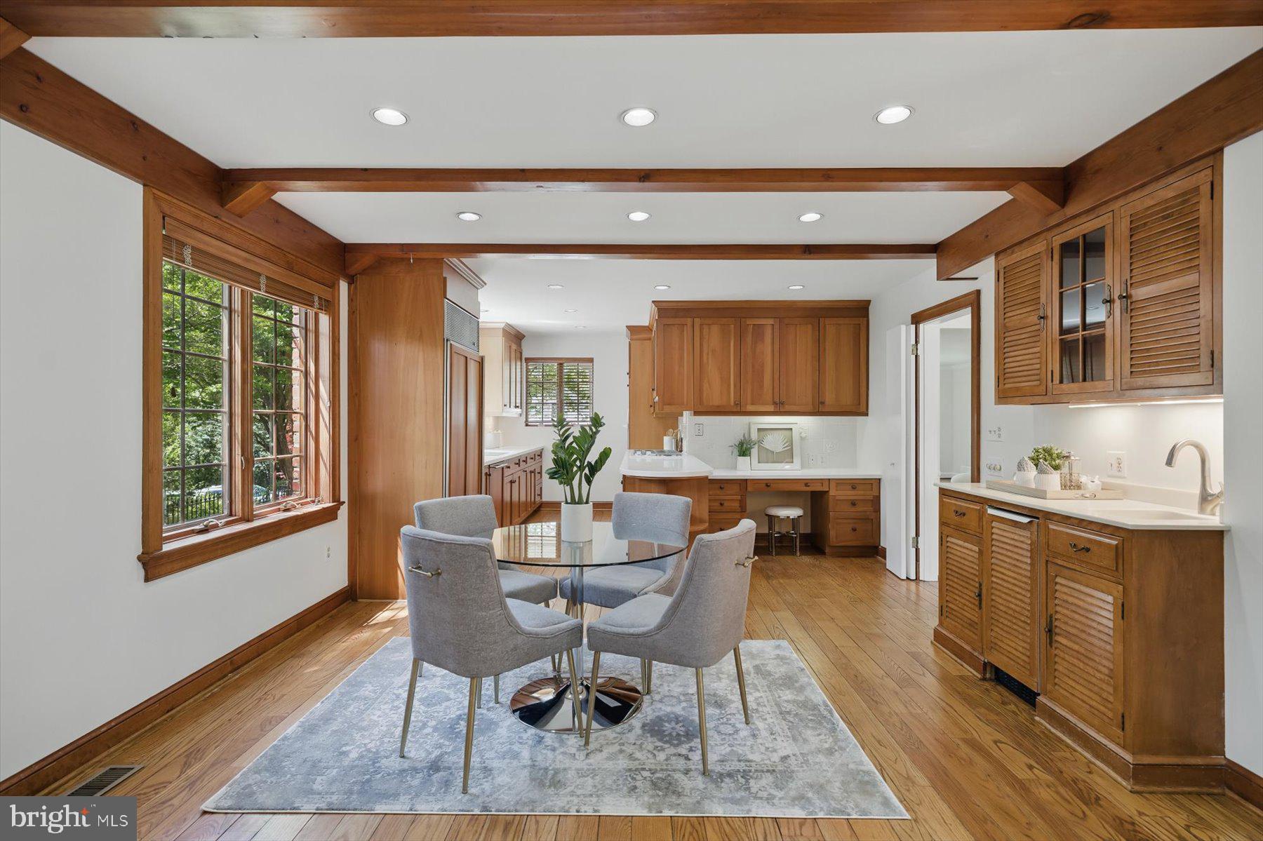 SHIRLEY WOODS - Residential