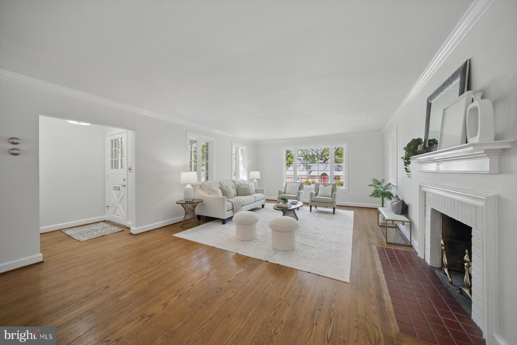 SHIRLEY WOODS - Residential