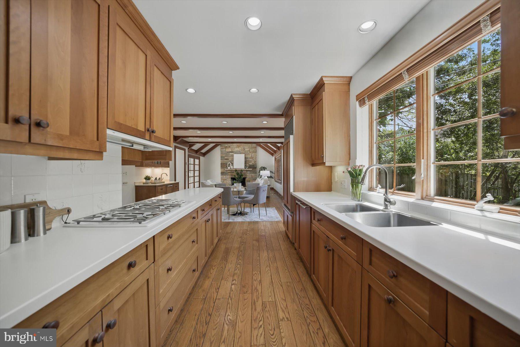 SHIRLEY WOODS - Residential