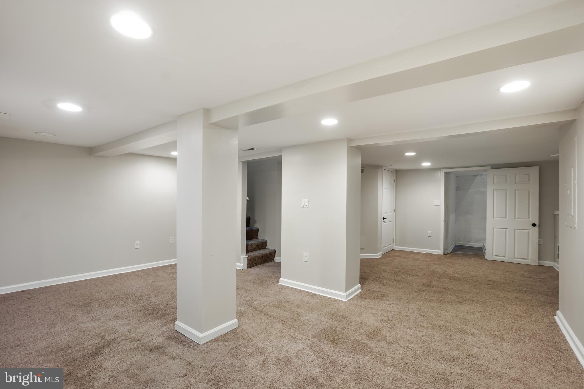 CORAL HILLS - Residential