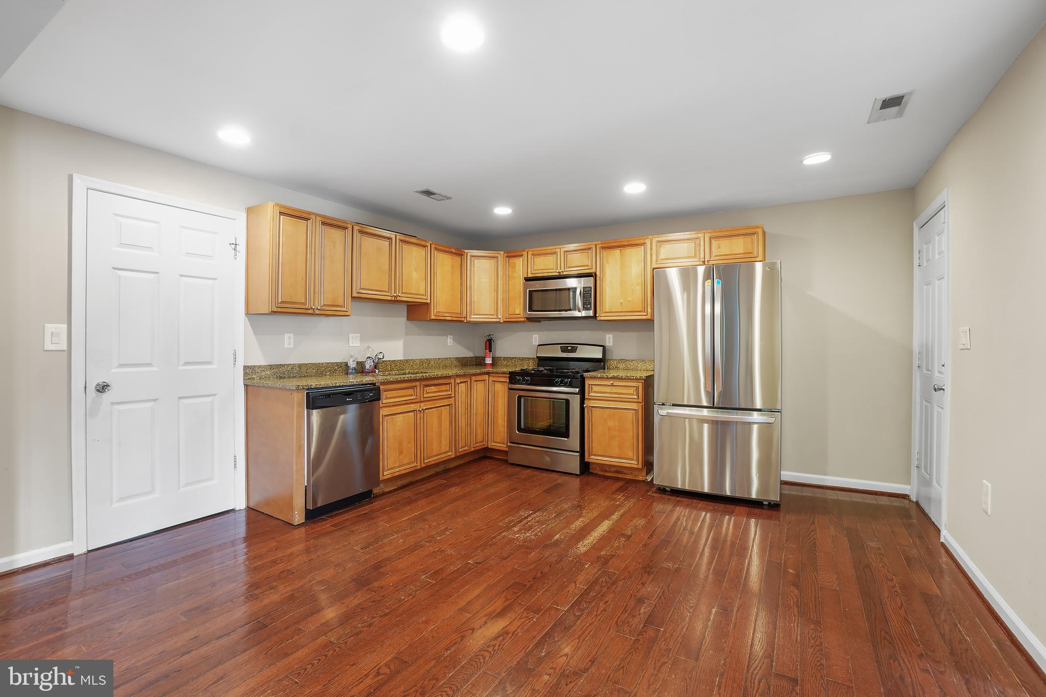 CORAL HILLS - Residential