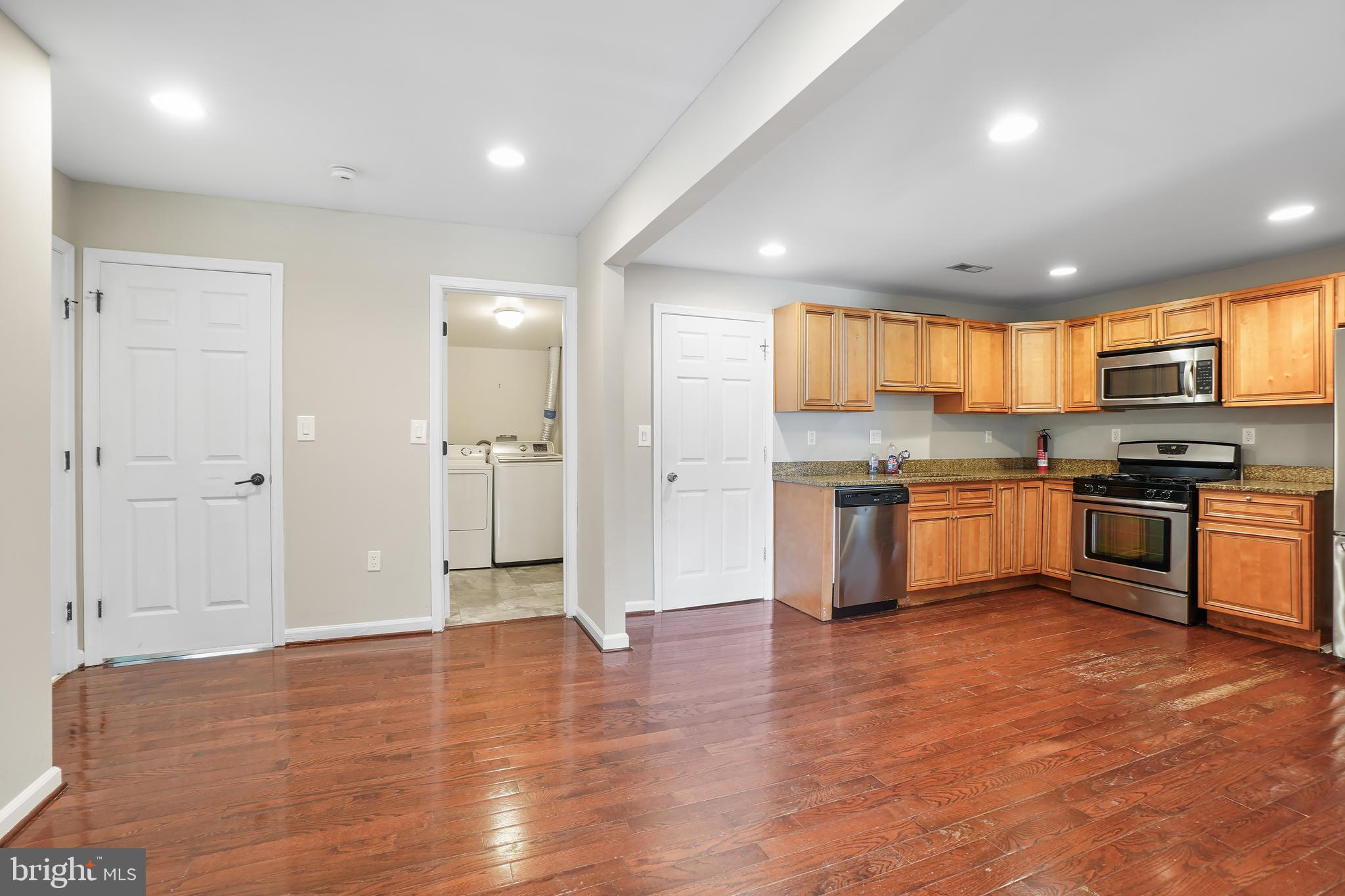 CORAL HILLS - Residential