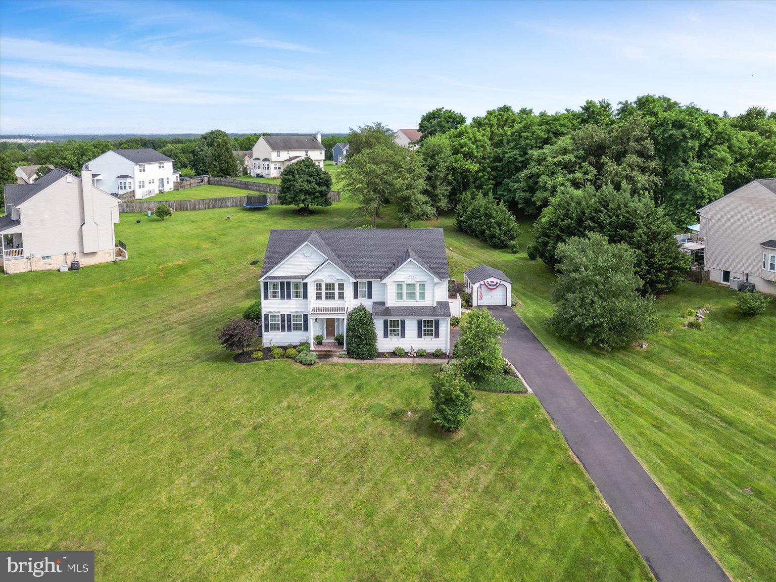 HIGH POINTE - Residential