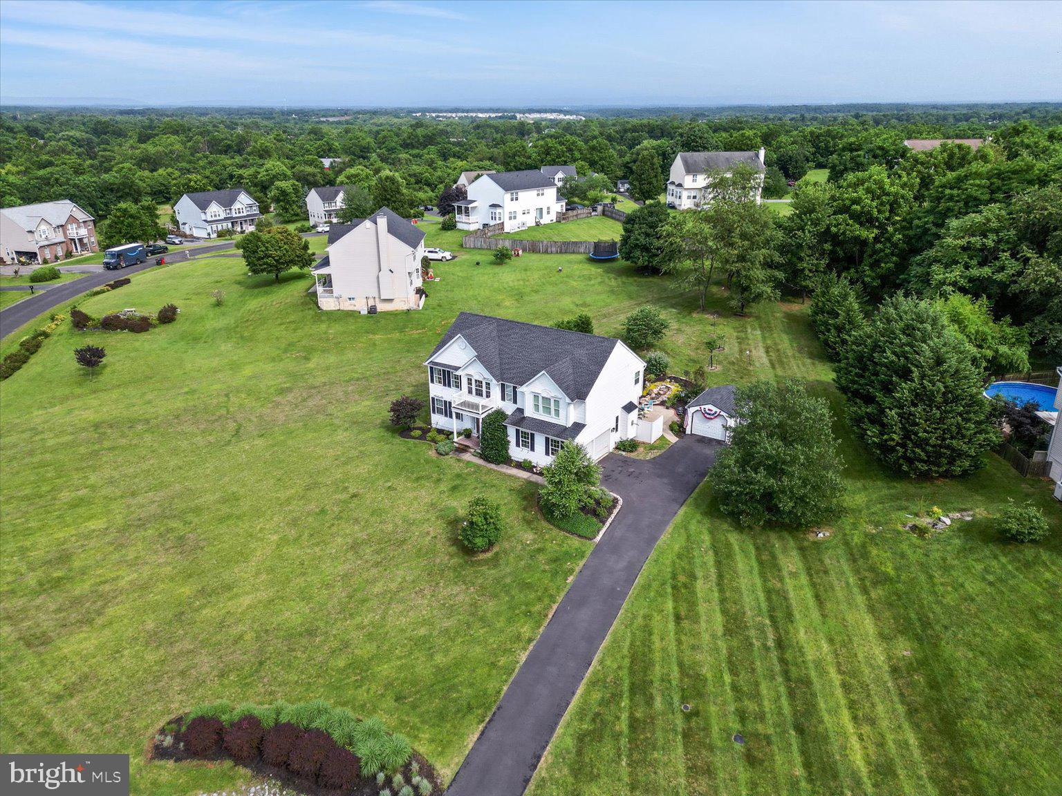 HIGH POINTE - Residential