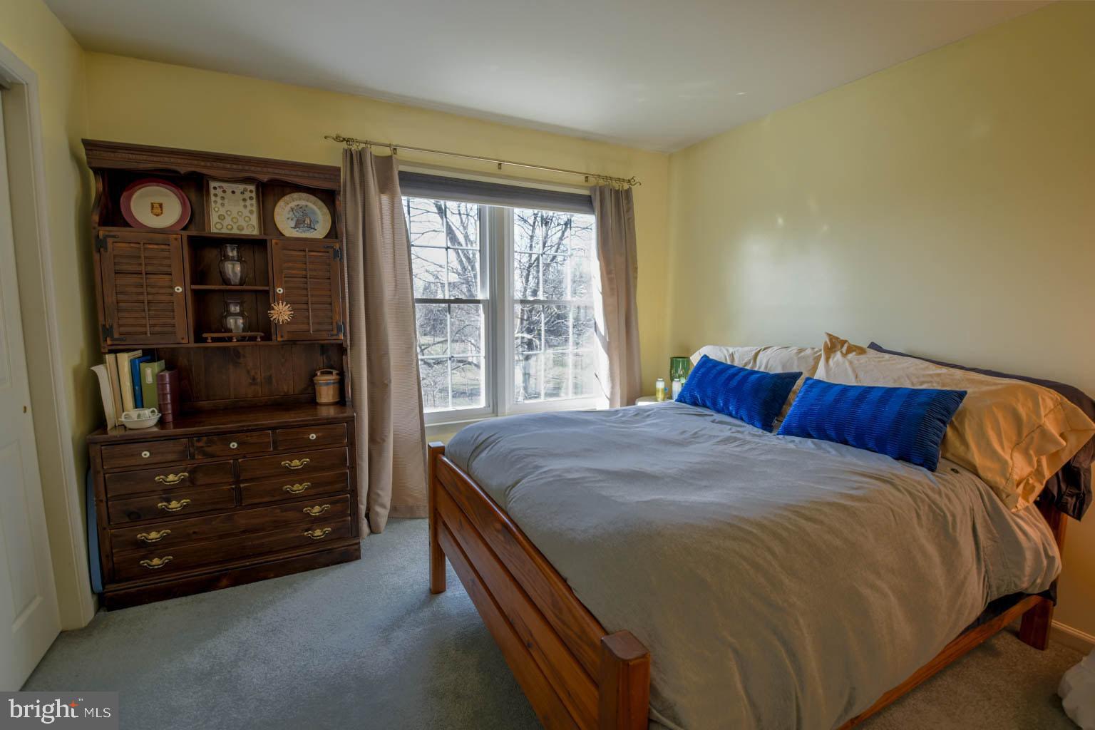 VALLEY VIEW - Residential