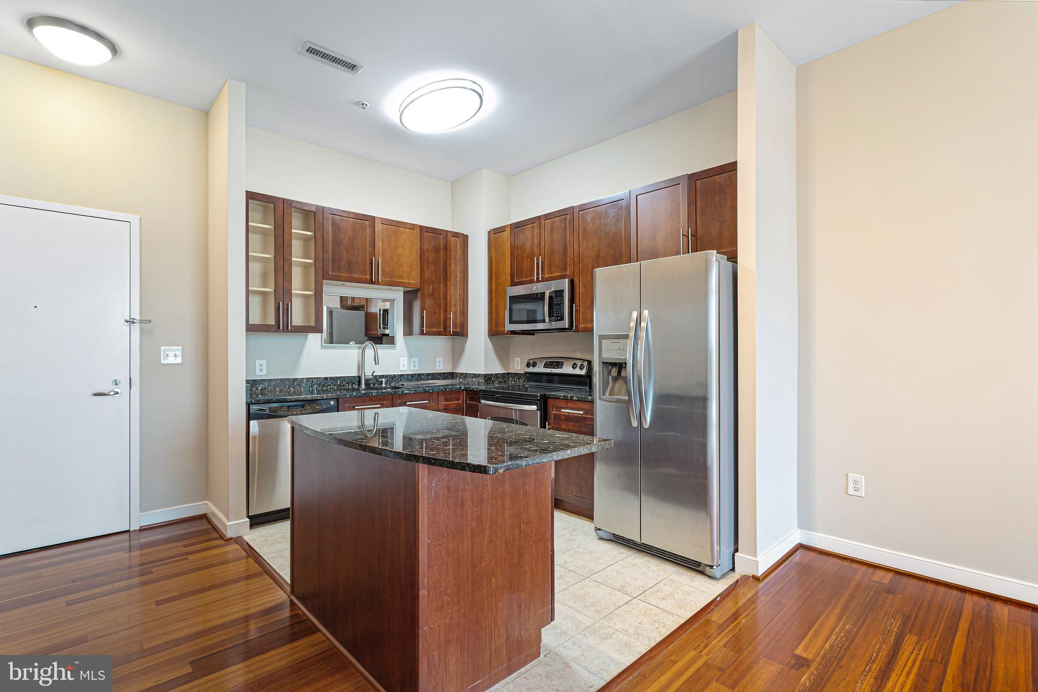 NATIONAL HARBOR - Residential