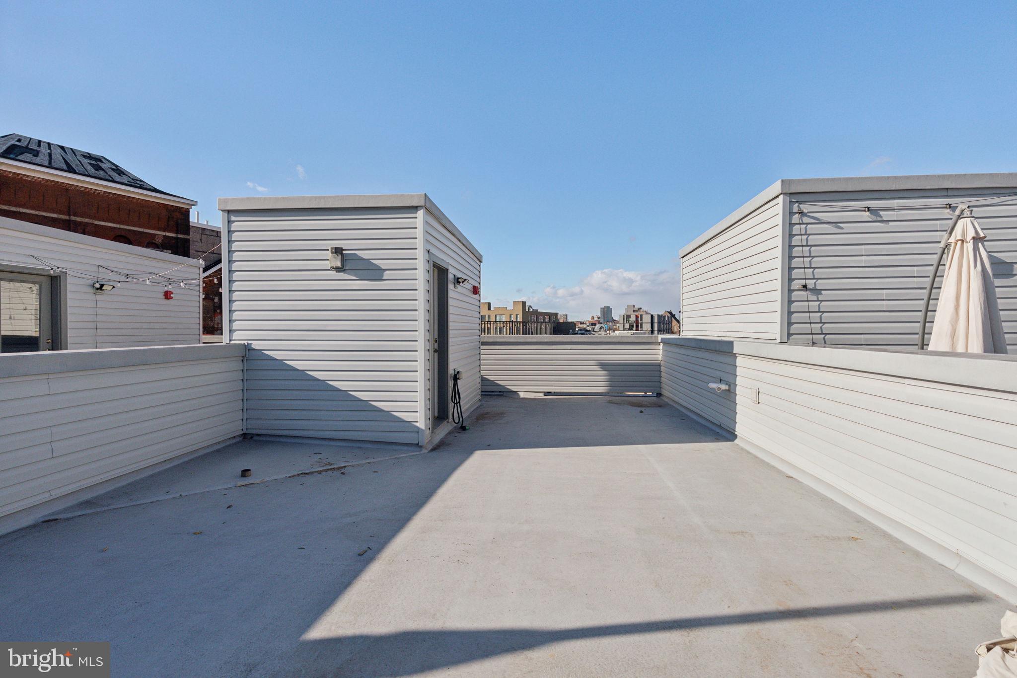 OLDE KENSINGTON - Residential Lease