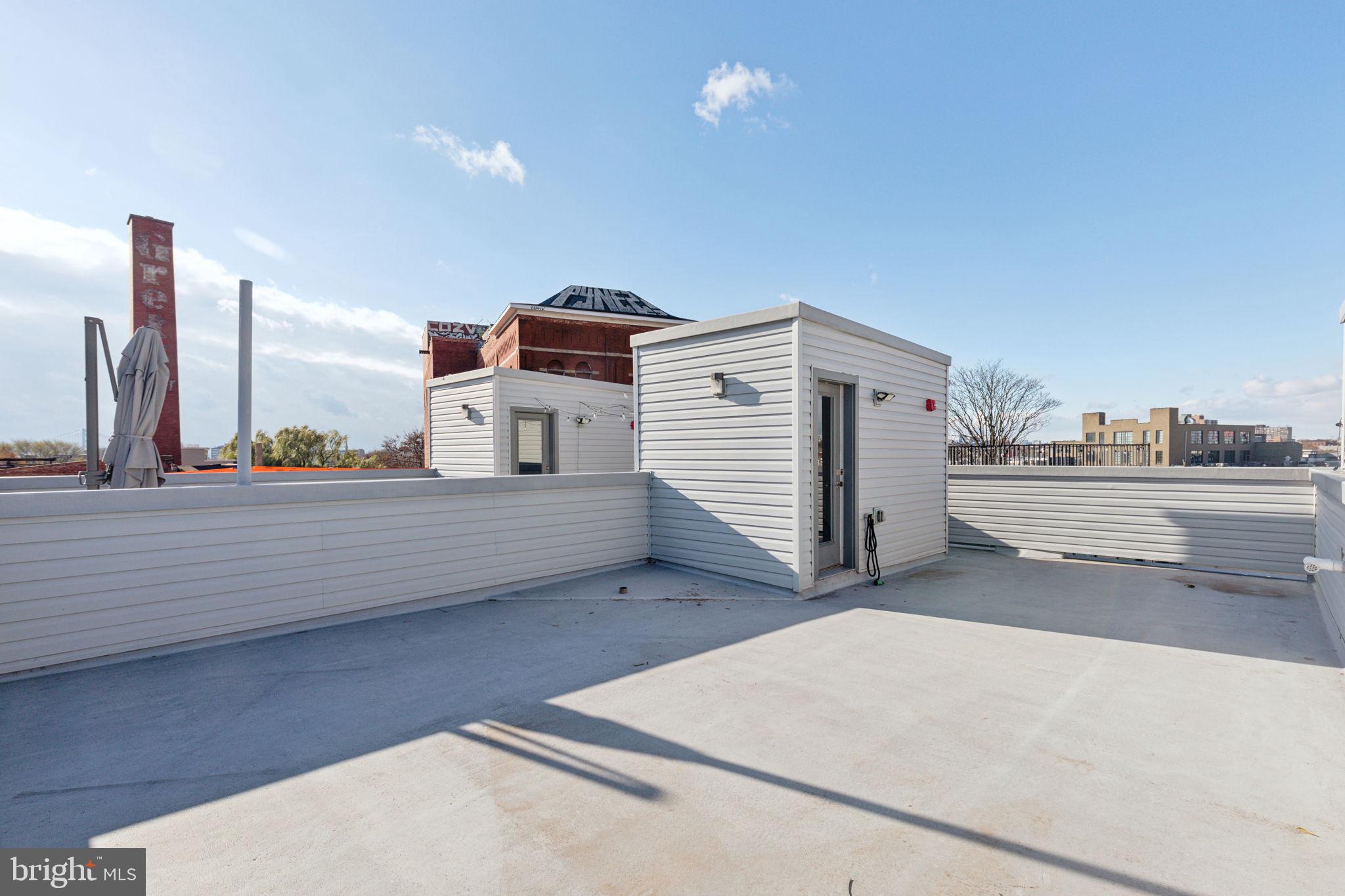 OLDE KENSINGTON - Residential Lease