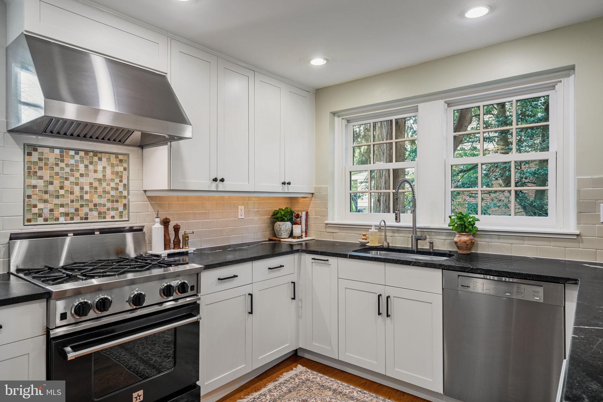 LAVEROCK - Residential