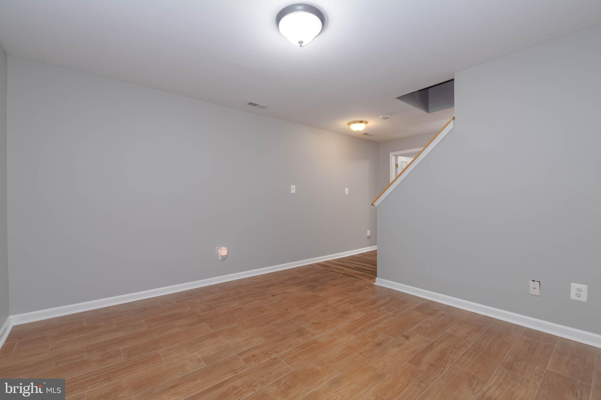 GREENBRIER HILLS - Residential