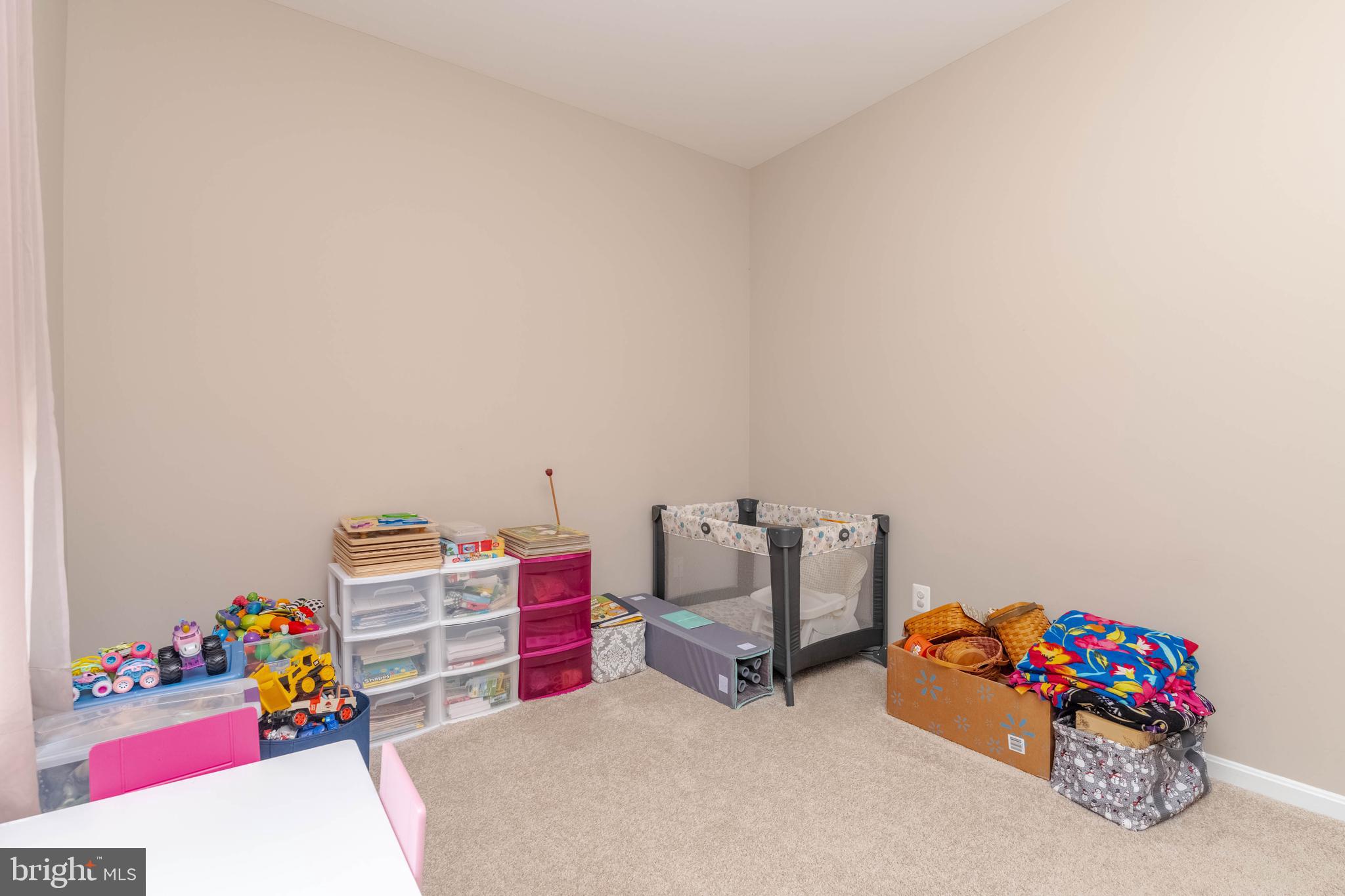 GREENBRIER HILLS - Residential