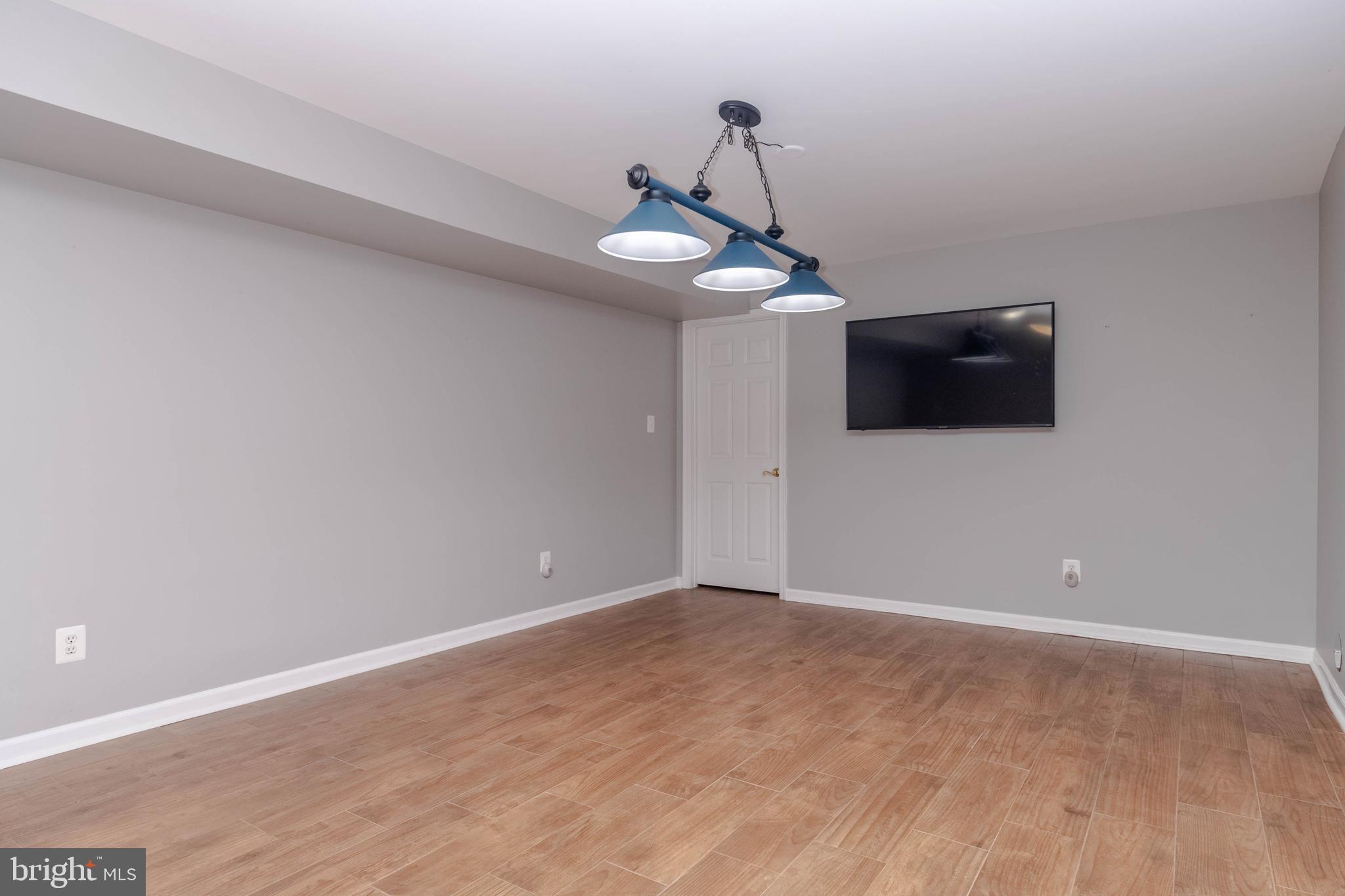 GREENBRIER HILLS - Residential