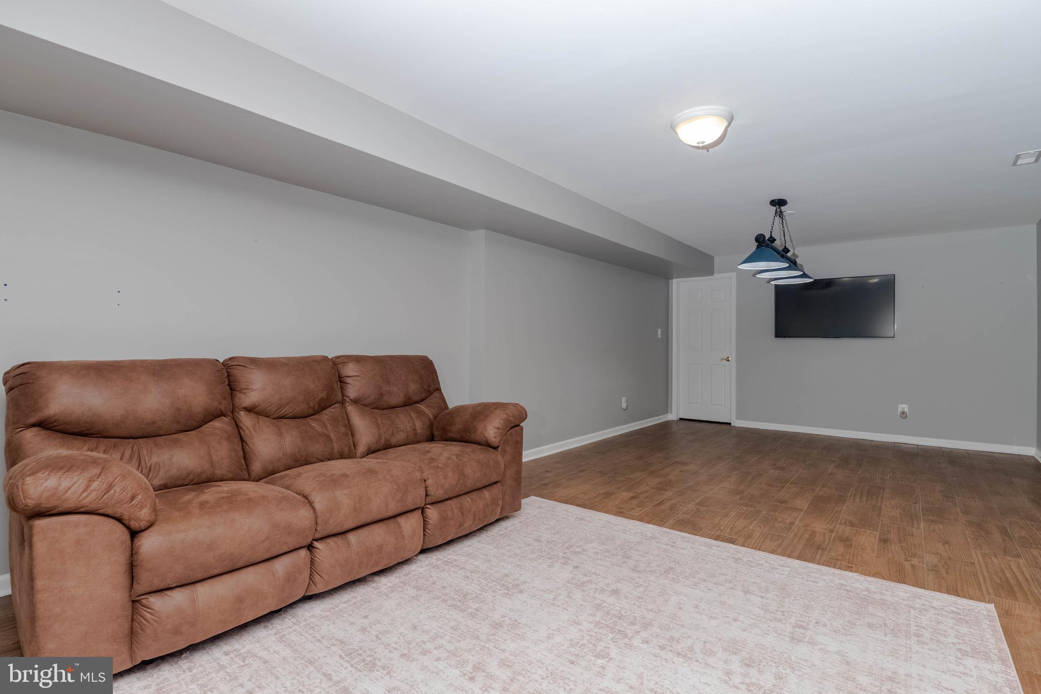 GREENBRIER HILLS - Residential