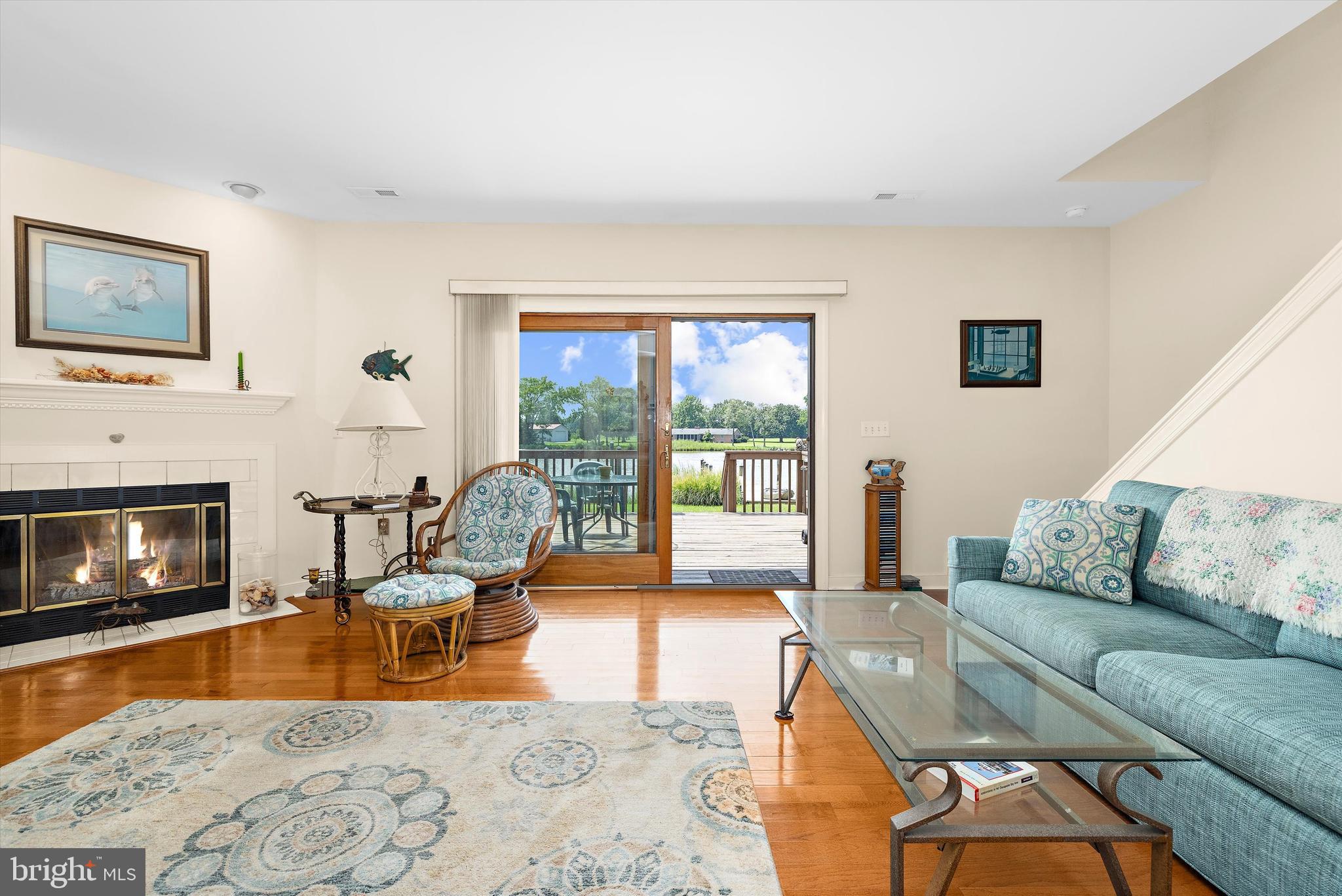 THOMPSON CREEK CONDOS - Residential
