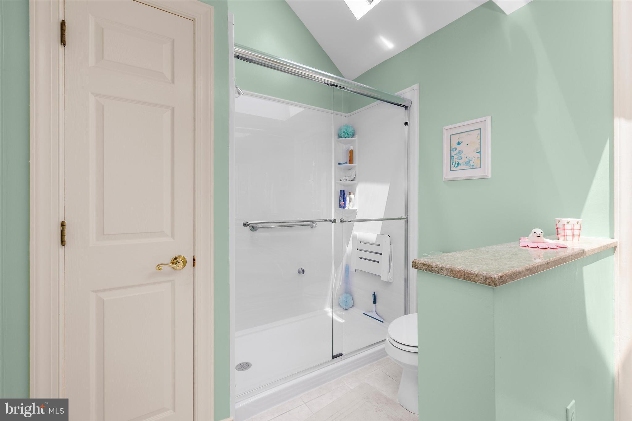 THOMPSON CREEK CONDOS - Residential