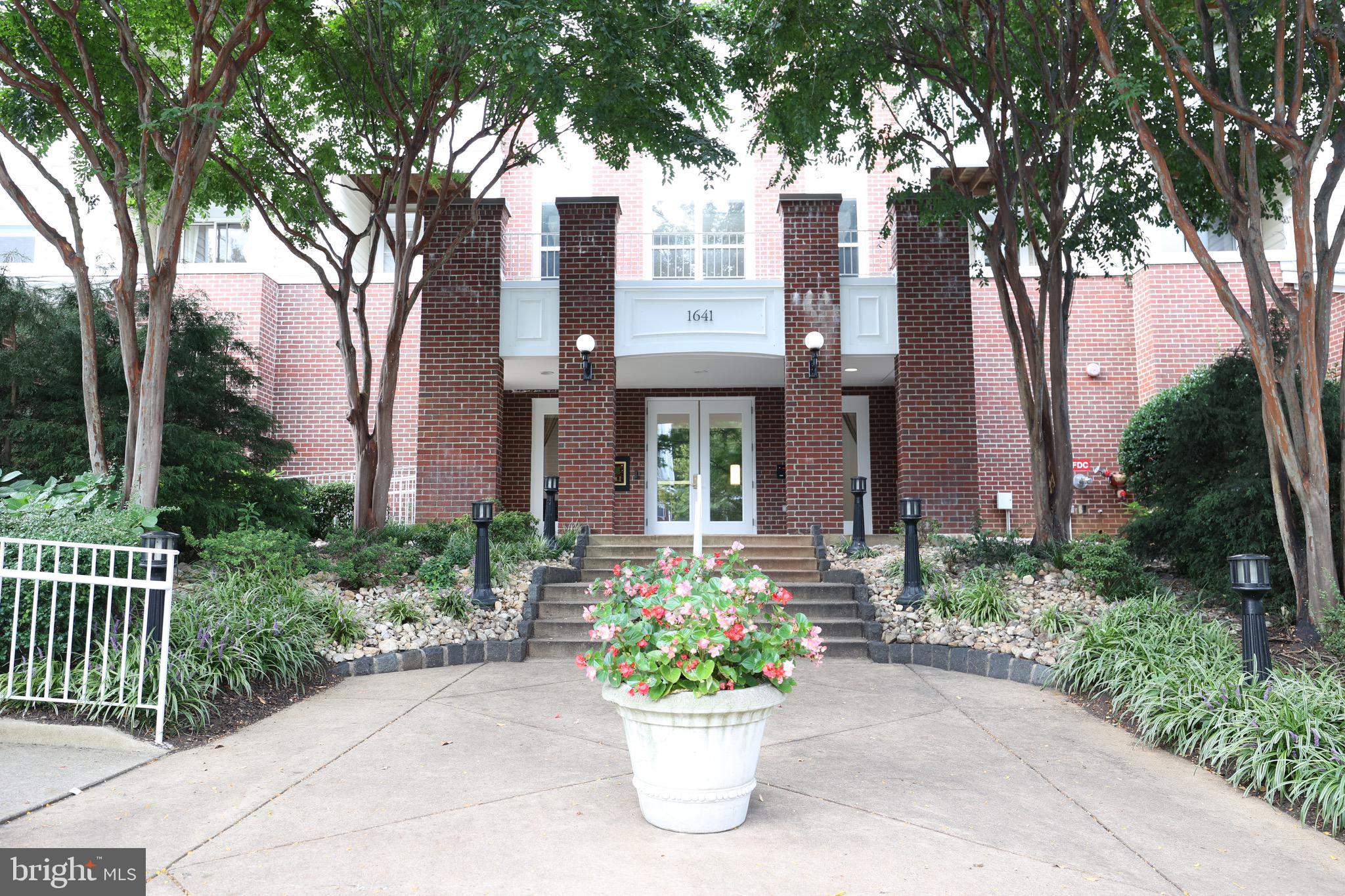 Location, location, location! This HUGE TOP FLOOR 2BR 2Bath Lillian Court is in the heart of the Tysons Corner Business District. Walk to the Tysons Galleria Mall with high-end shopping & restaurants! Minutes from 495, 66, Dulles Toll Road and 2 Silver Line metro stops as well as the Boro, Whole Foods, Harris Teeter, Wegmans and more. ****Renovated **Updated marble foyer, new hardwood on main level, new carpet on 2nd level, appliances & granite kitchen counter*bright & spacious 2BR penthouse. Balcony included with open view....1 garage parking included.