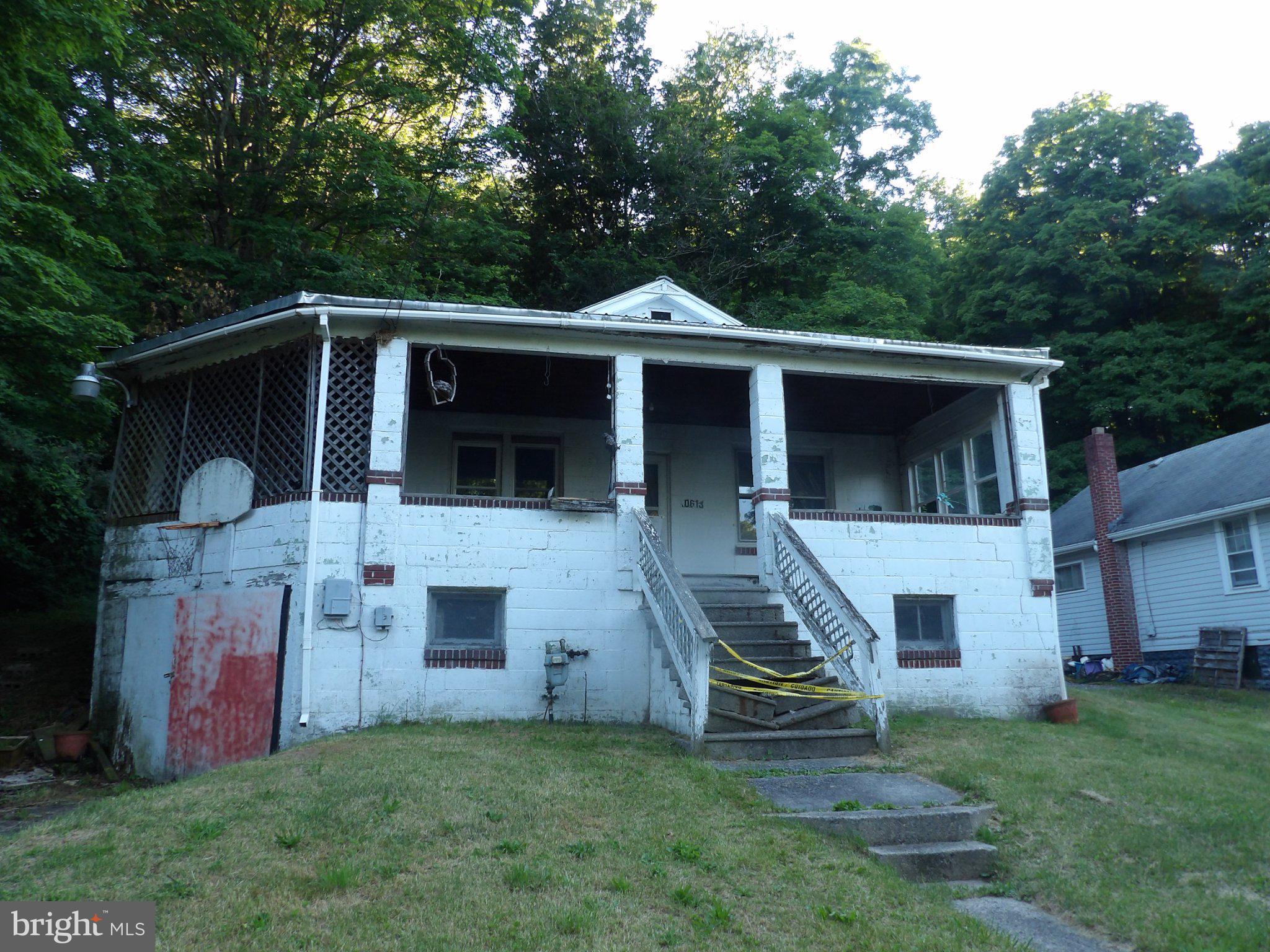 ECKHART MINES - Residential