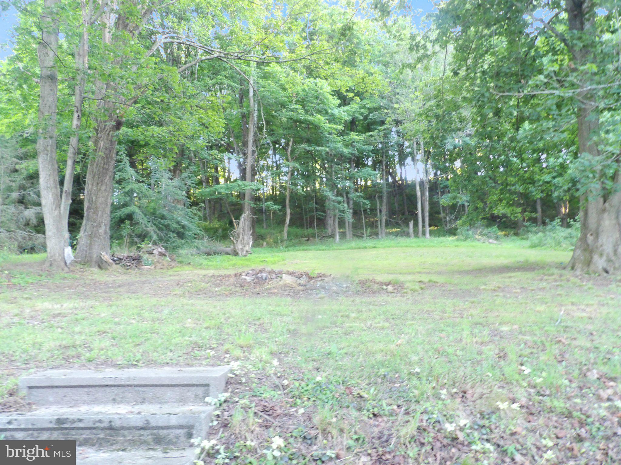 ECKHART MINES - Residential