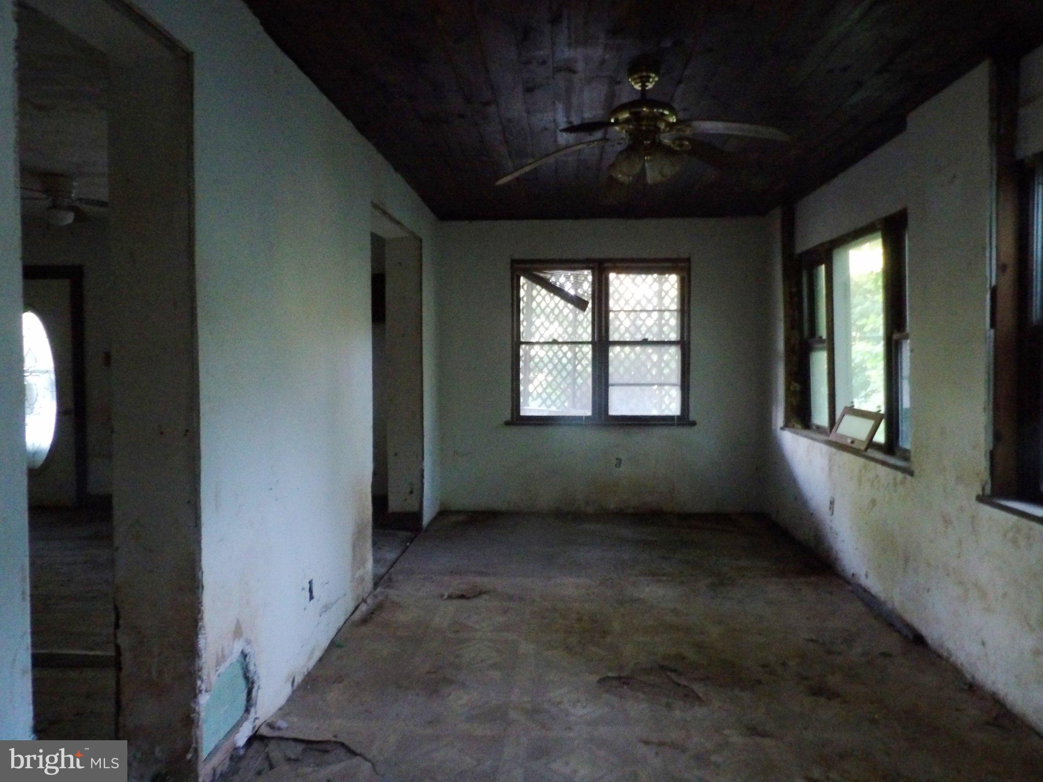 ECKHART MINES - Residential