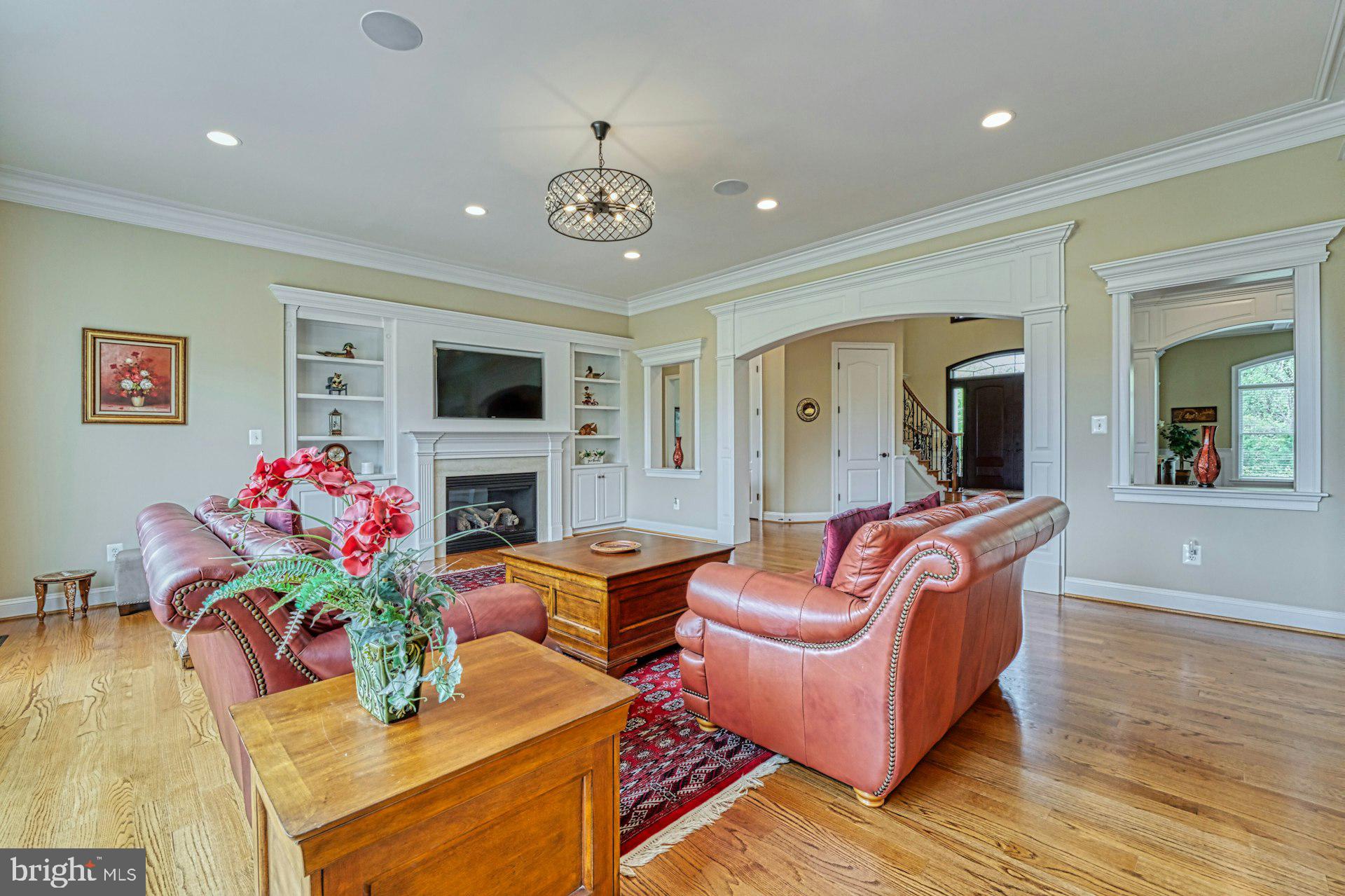 HUNTERS MILL - Residential