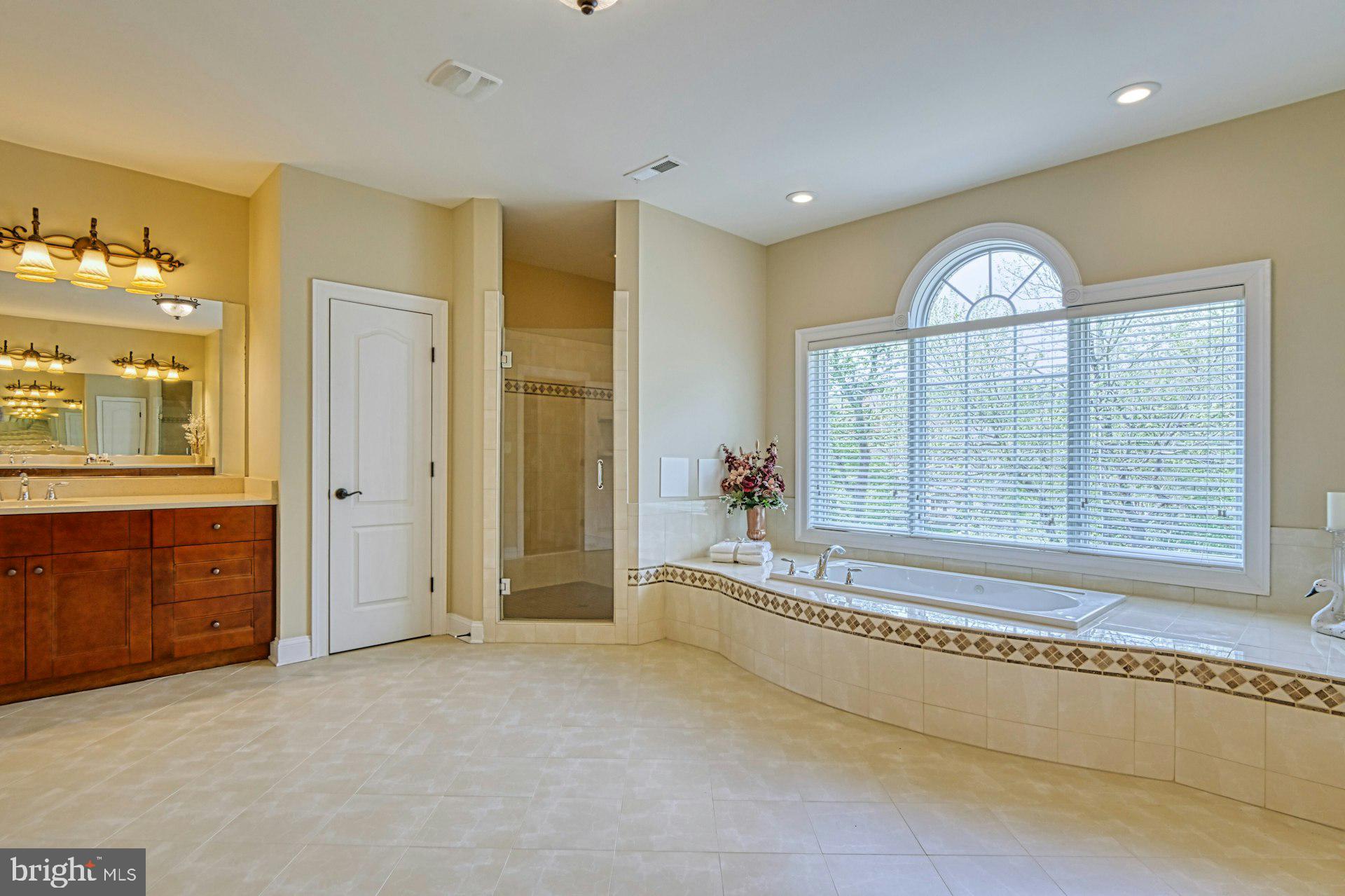 HUNTERS MILL - Residential