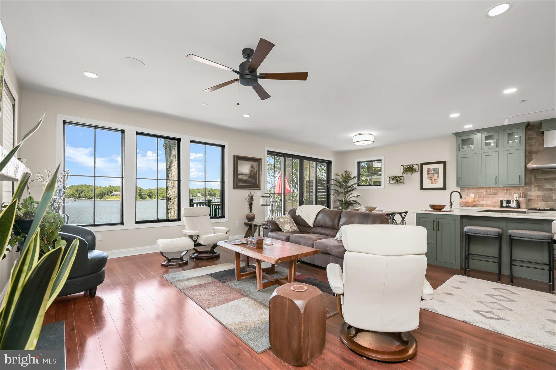 SYLVAN SHORES - Residential